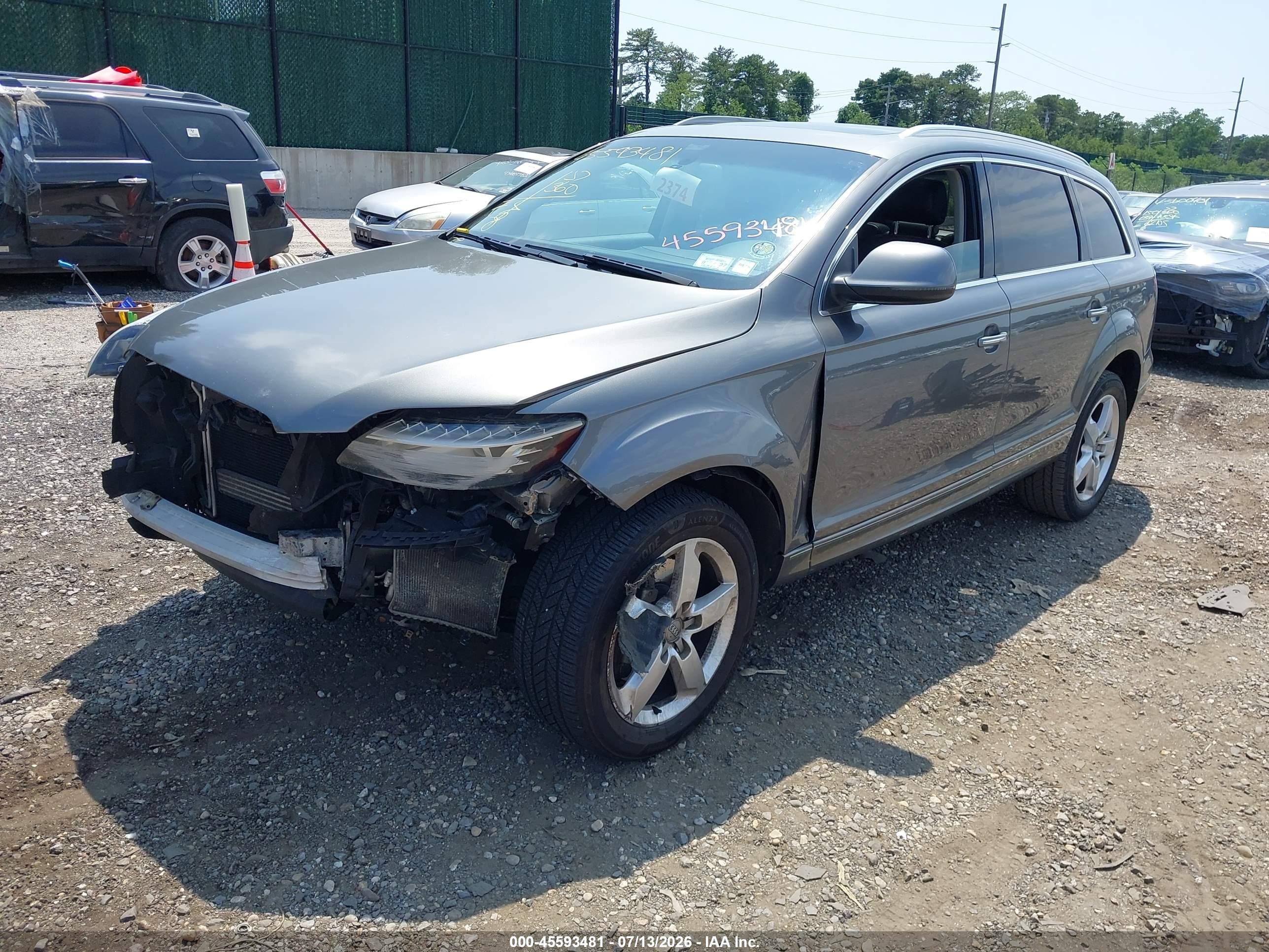 2015 Audi Q7 3.0t Premium Gray vin: WA1LGAFE5FD015798