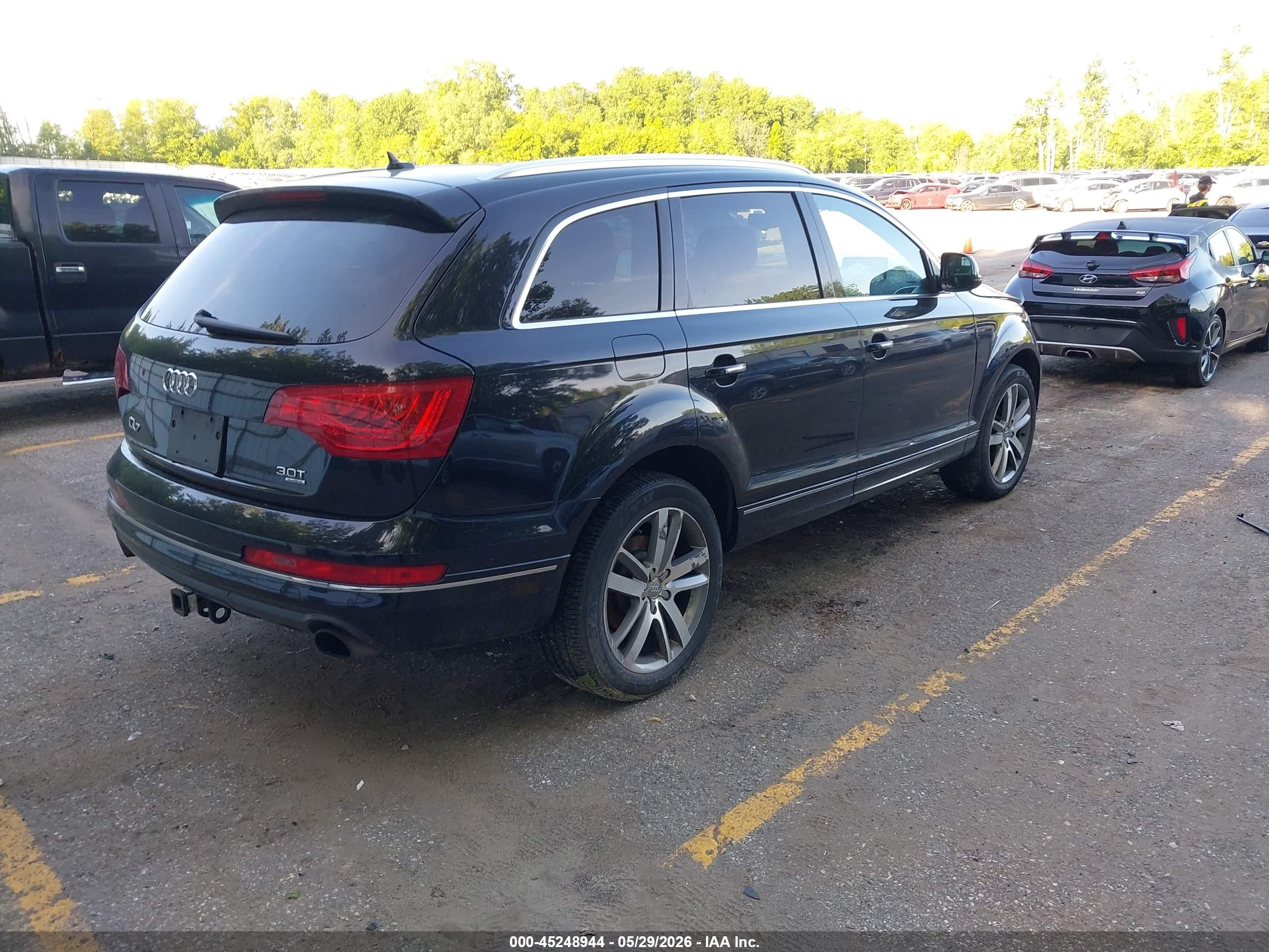 2015 Audi Q7 3.0t Premium Black vin: WA1LGAFE5FD022993
