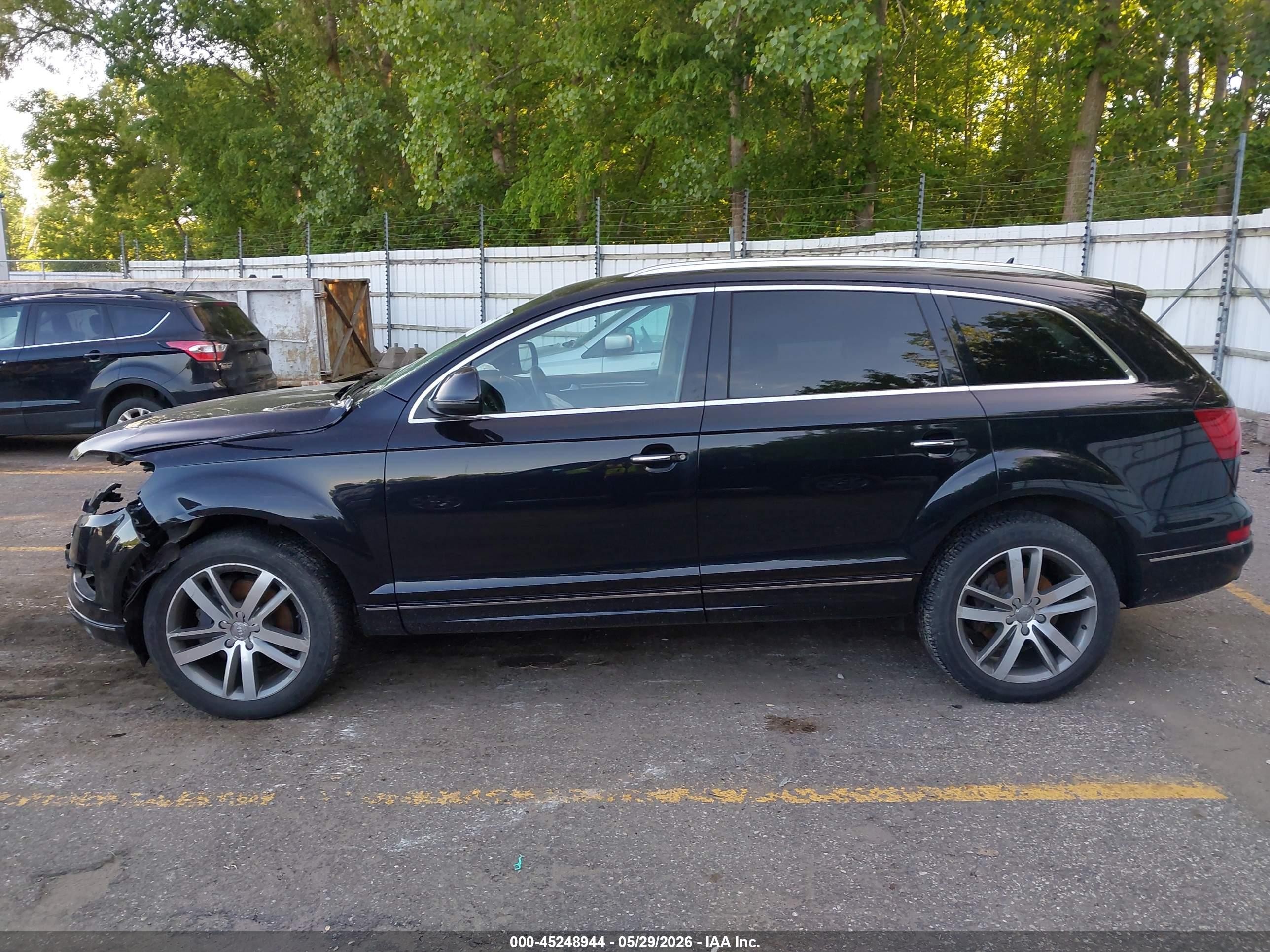 2015 Audi Q7 3.0t Premium Black vin: WA1LGAFE5FD022993