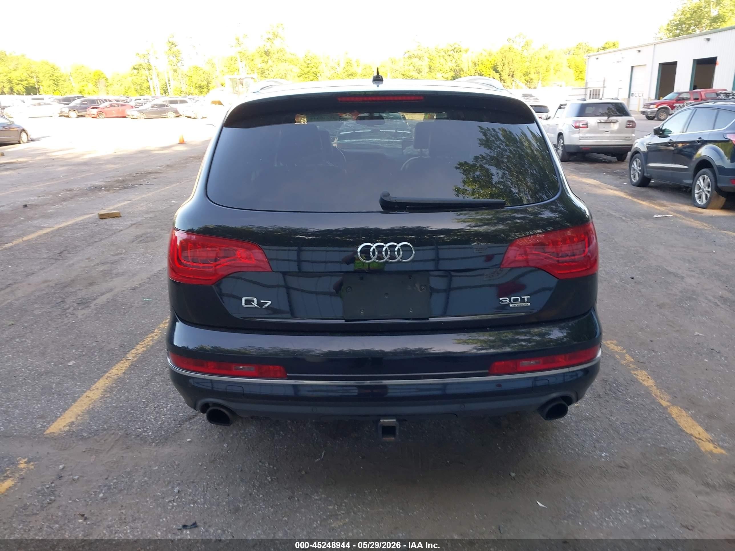 2015 Audi Q7 3.0t Premium Black vin: WA1LGAFE5FD022993