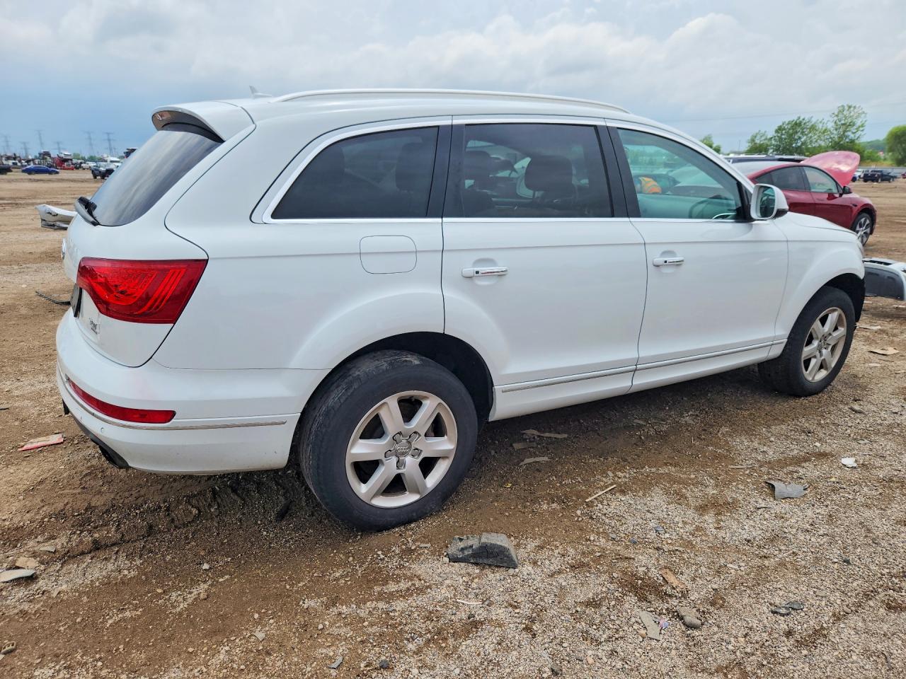 2015 Audi Q7 Premium Plus White vin: WA1LGAFE5FD023089