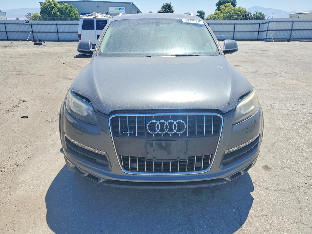 2015 Audi Q7 Premium Plus Gray vin: WA1LGAFE5FD032858