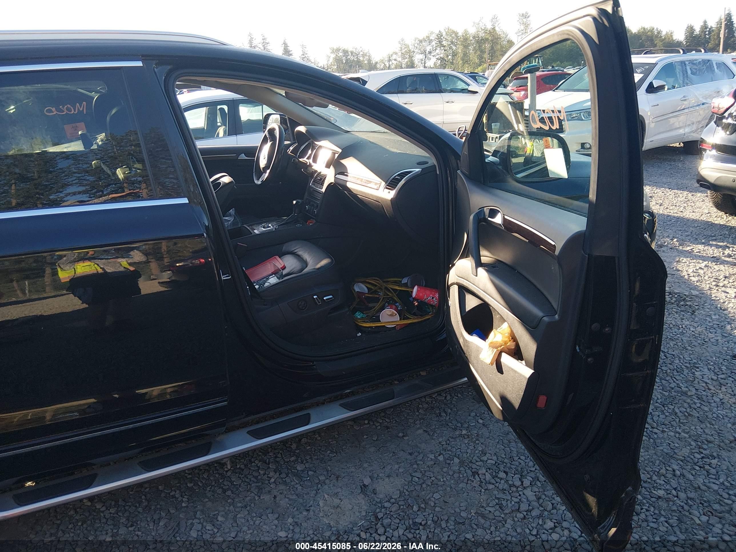 2013 Audi Q7 3.0t Premium Black vin: WA1LGAFE6DD012566