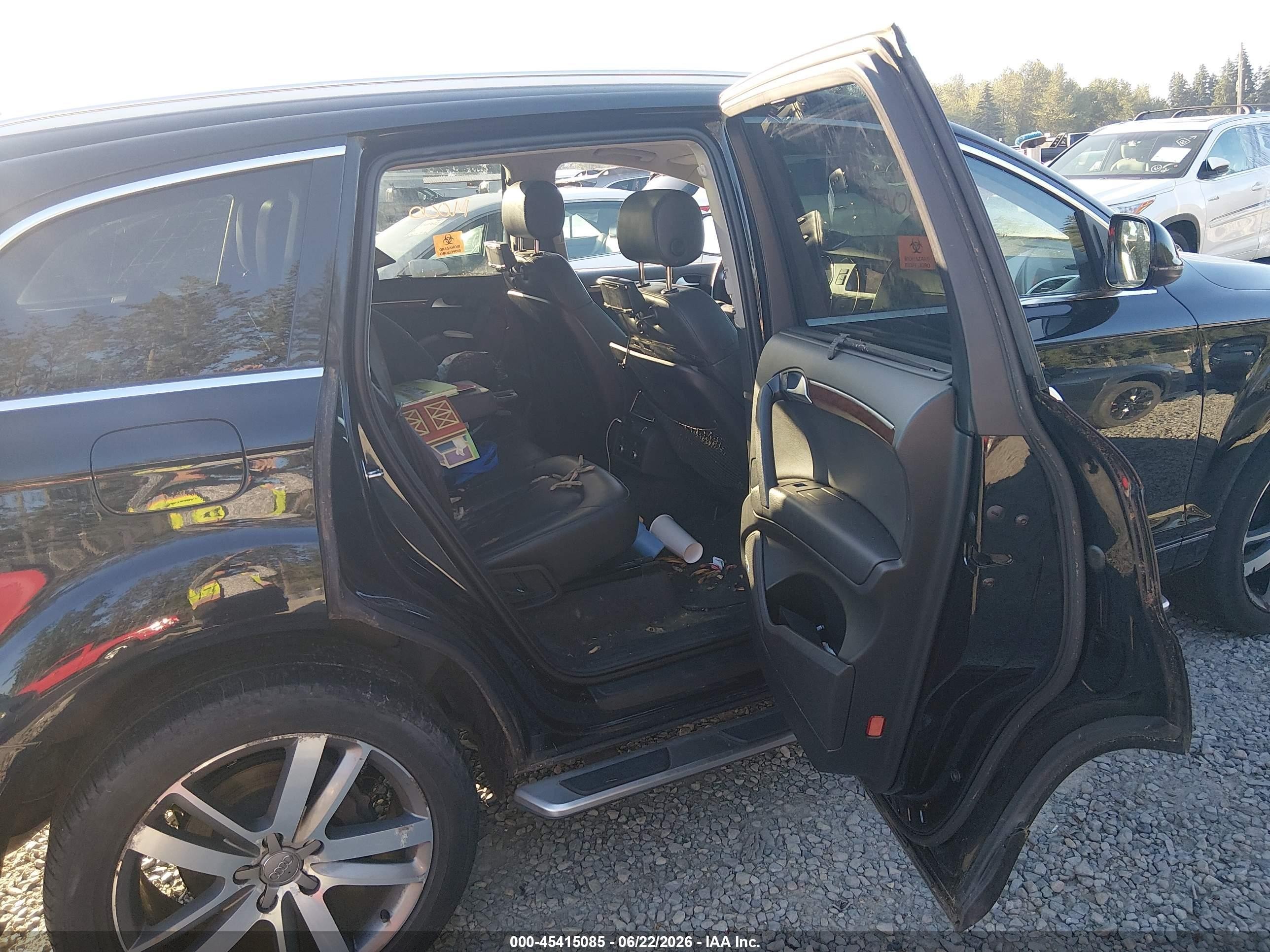 2013 Audi Q7 3.0t Premium Black vin: WA1LGAFE6DD012566