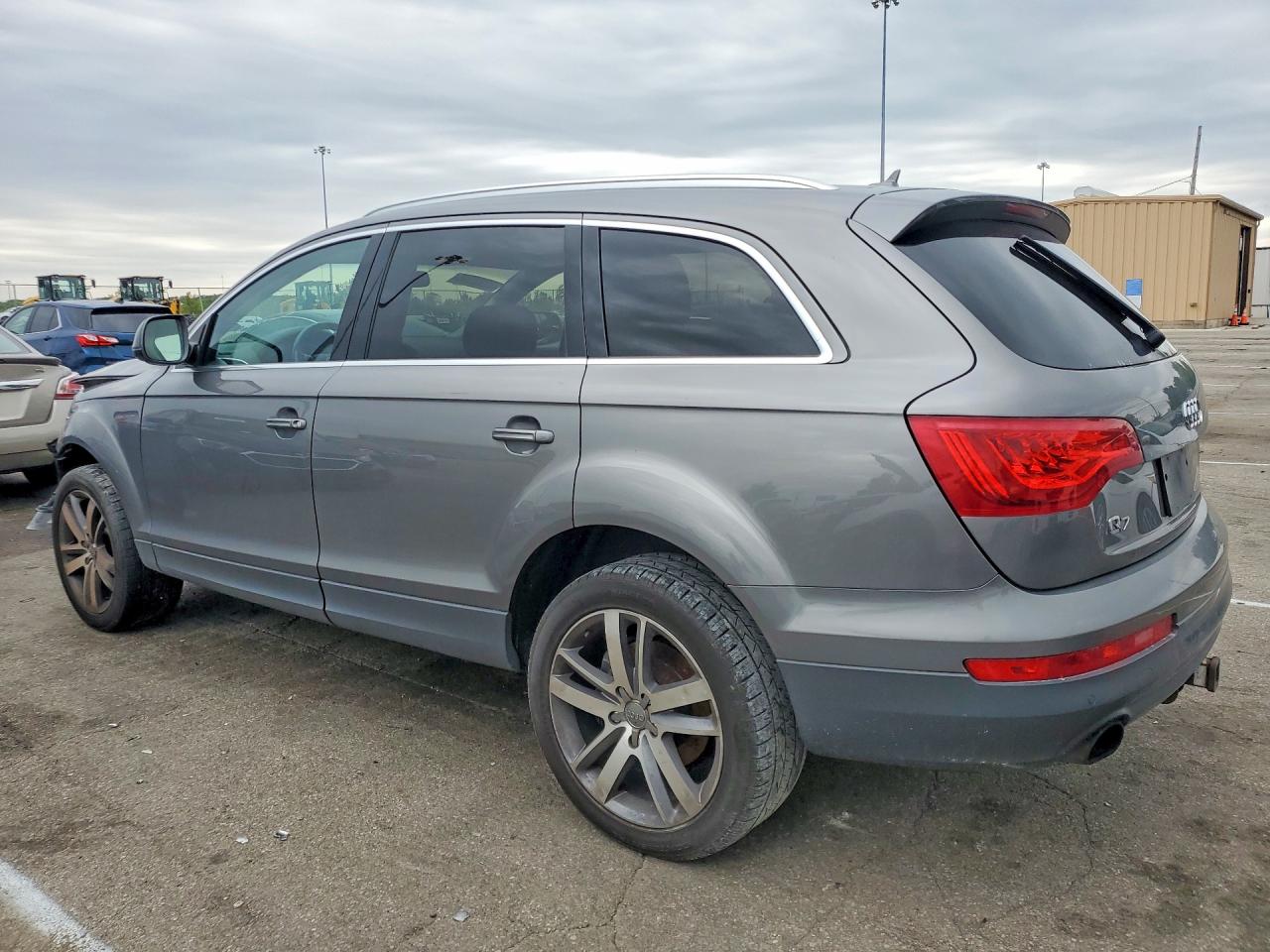 2013 Audi Q7 Premium Plus Gray vin: WA1LGAFE6DD016035