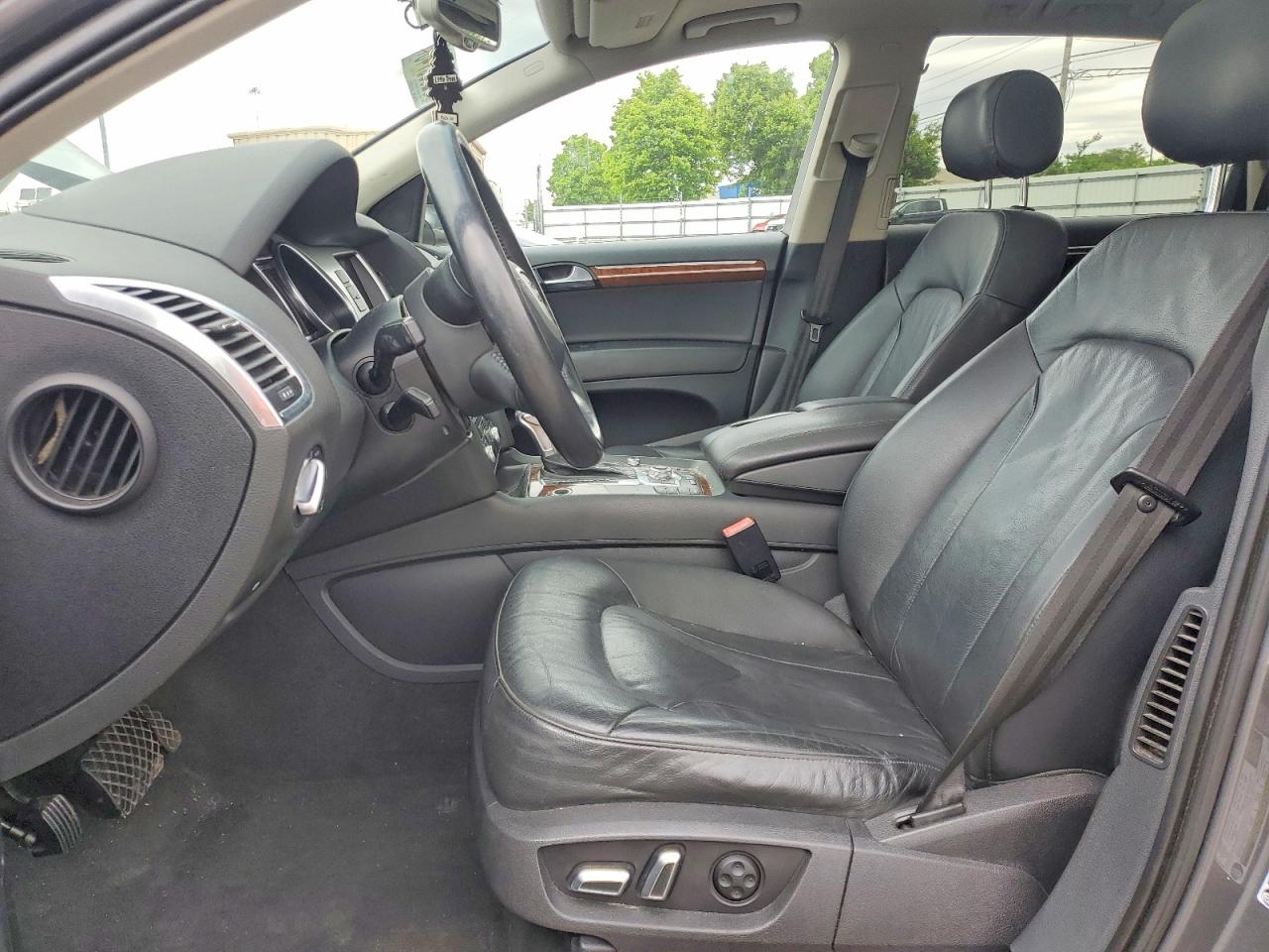 2013 Audi Q7 Premium Plus Gray vin: WA1LGAFE6DD016035