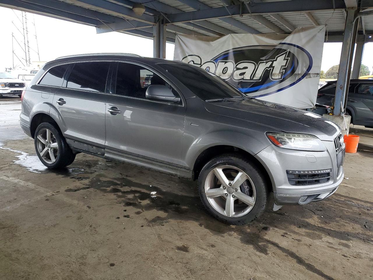 2014 Audi Q7 Premium Plus Gray vin: WA1LGAFE6ED006056