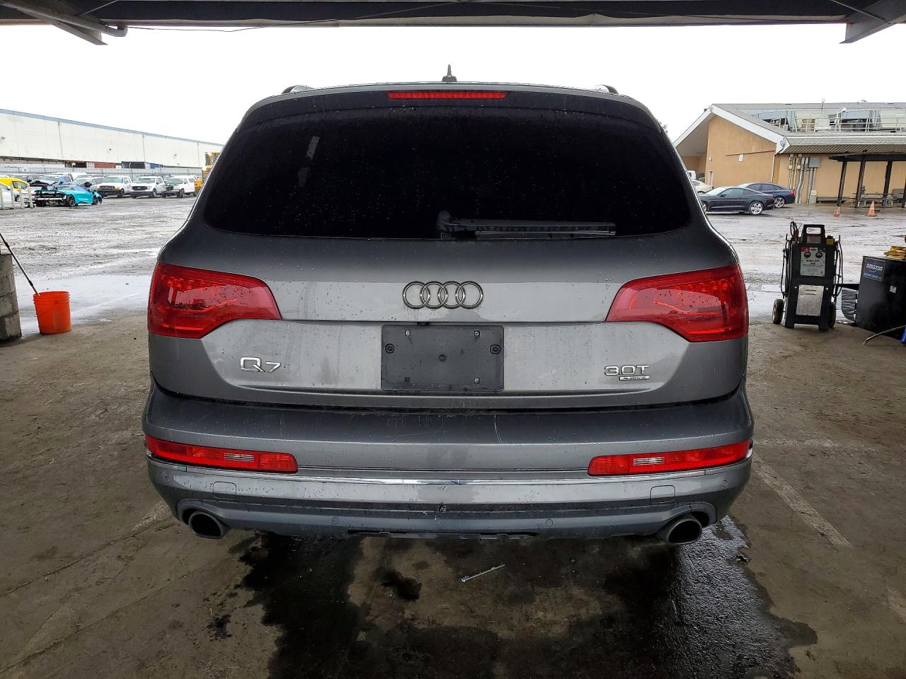2014 Audi Q7 Premium Plus Gray vin: WA1LGAFE6ED006056