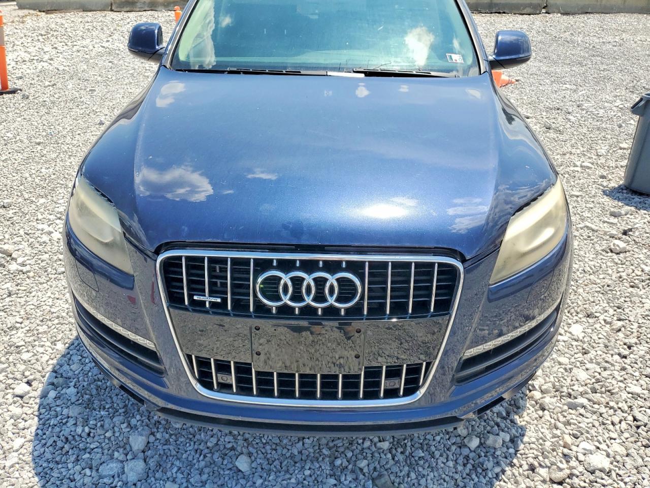 2014 Audi Q7 Premium Plus Blue vin: WA1LGAFE6ED008194