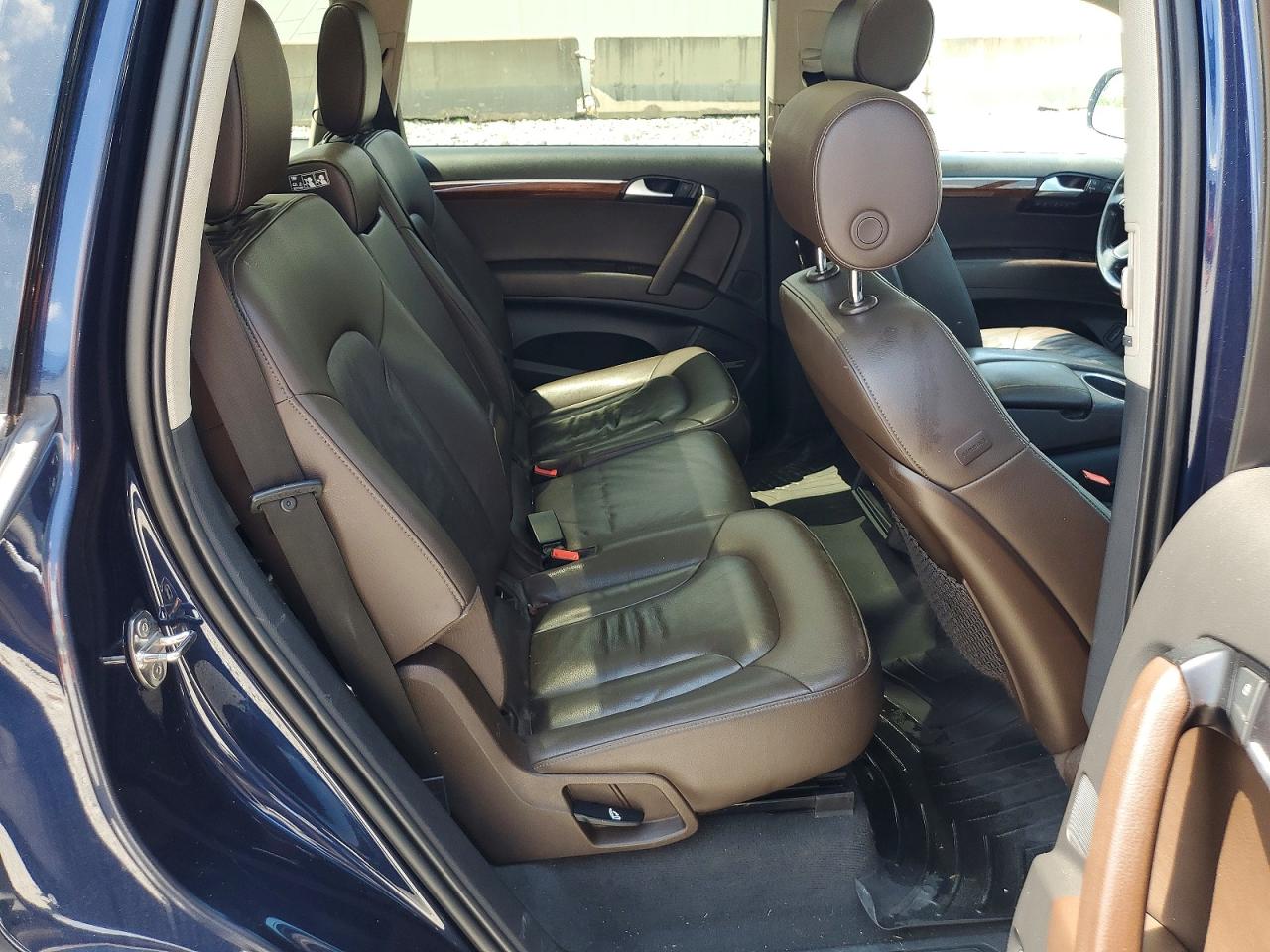 2014 Audi Q7 Premium Plus Blue vin: WA1LGAFE6ED008194