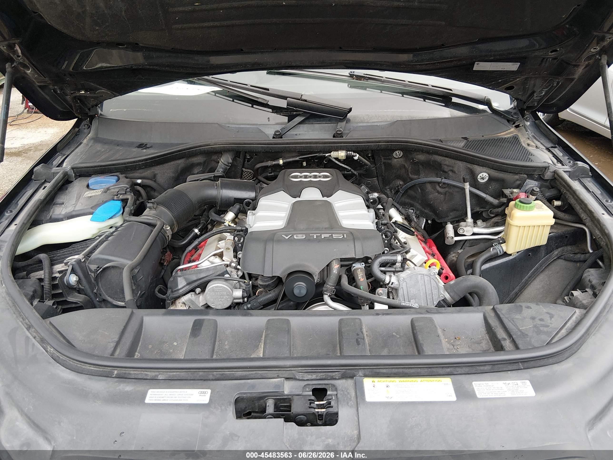 2015 Audi Q7 3.0t Premium Черный vin: WA1LGAFE6FD006477