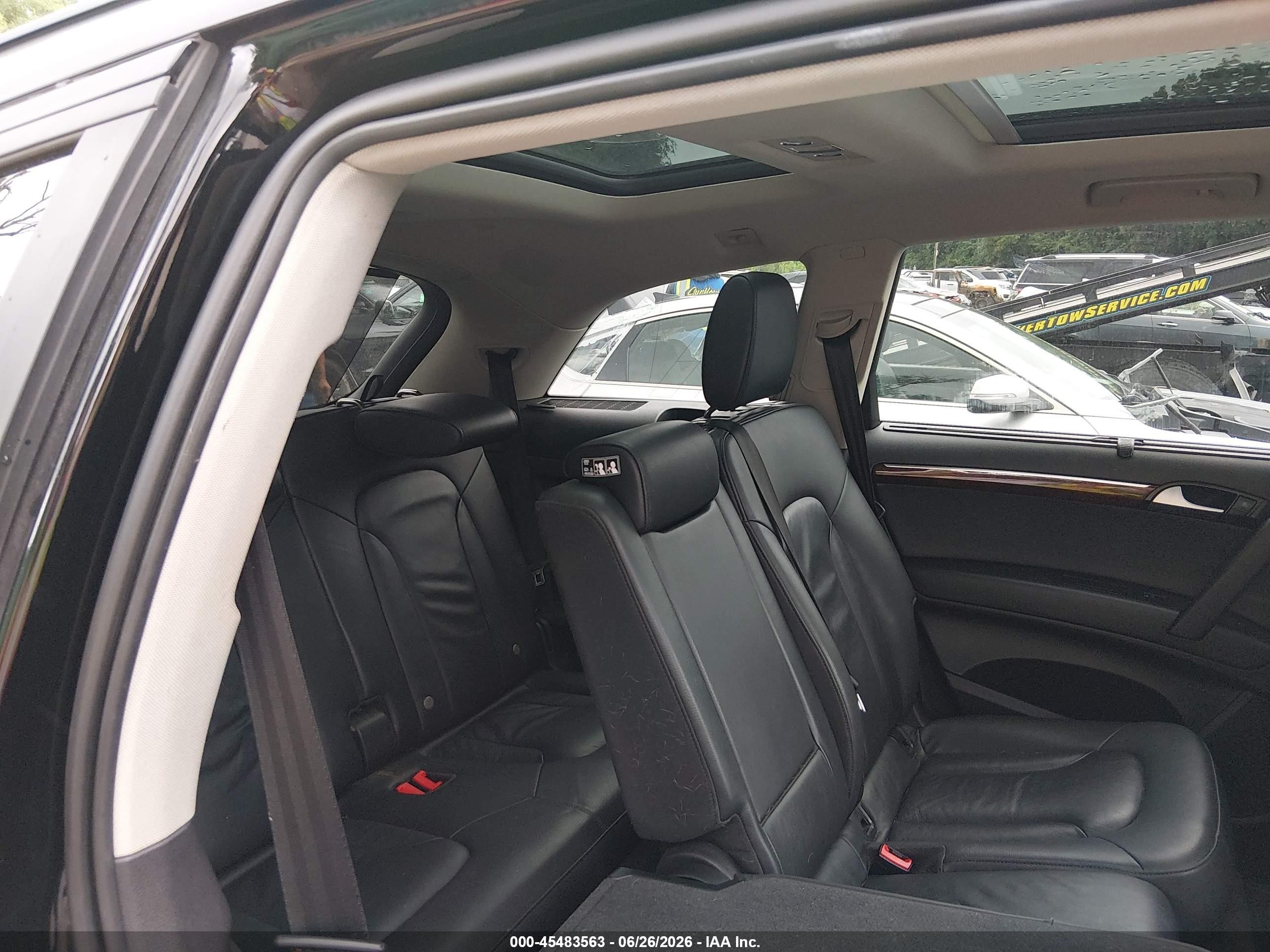 2015 Audi Q7 3.0t Premium Черный vin: WA1LGAFE6FD006477