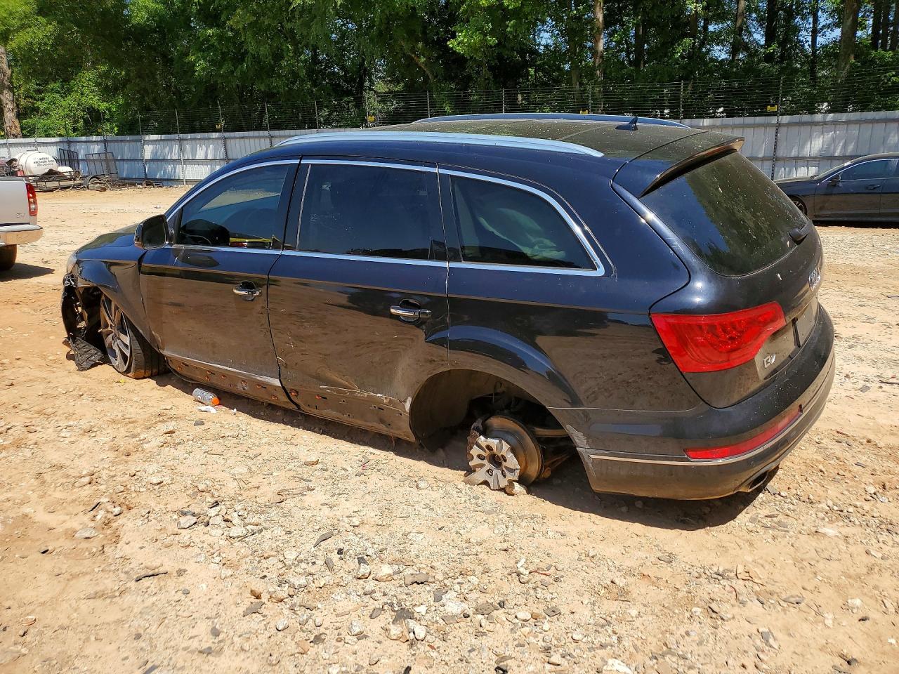 2015 Audi Q7 Premium Plus Black vin: WA1LGAFE6FD008715