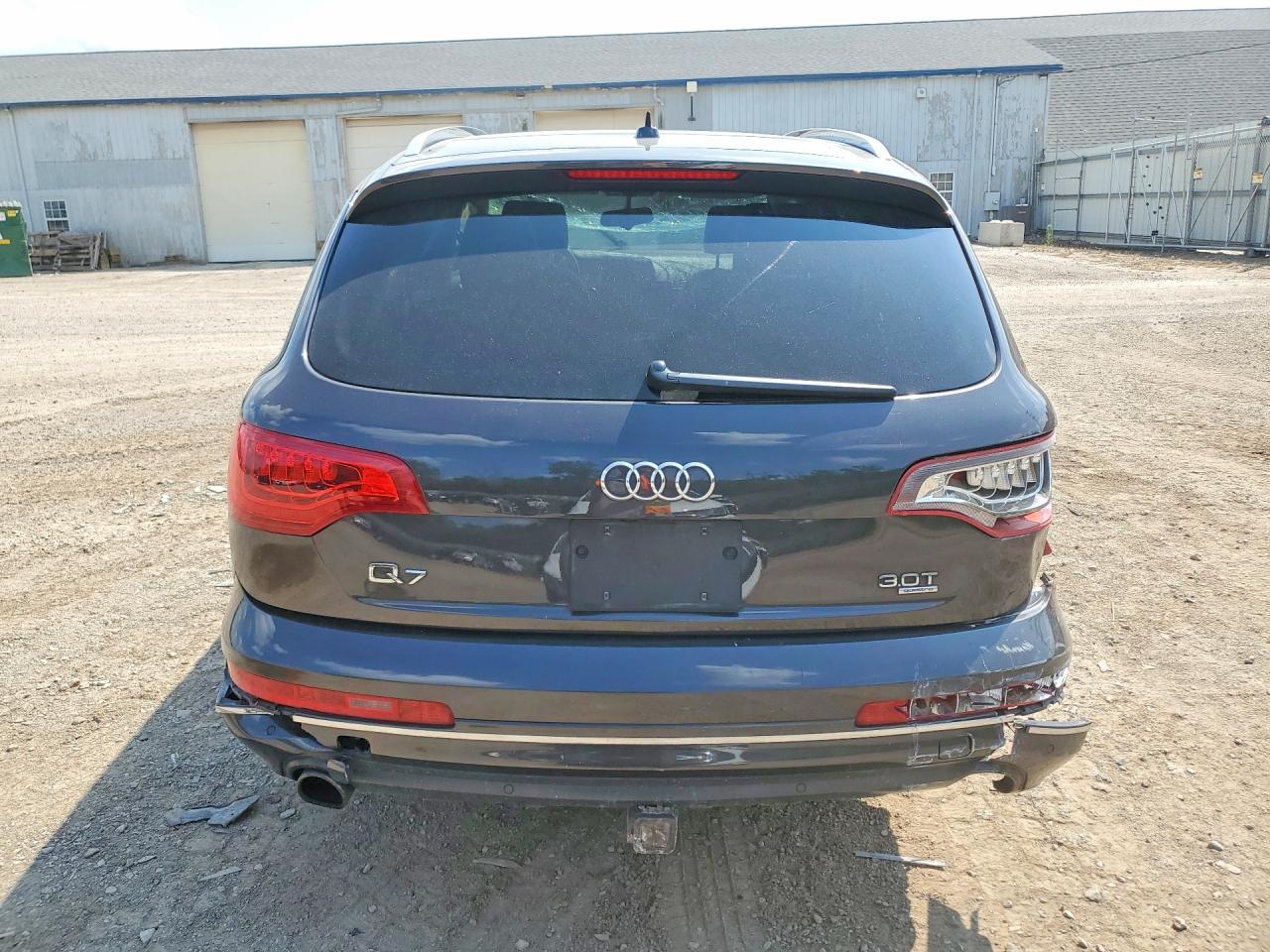 2015 Audi Q7 Premium Plus Угольный vin: WA1LGAFE6FD018225