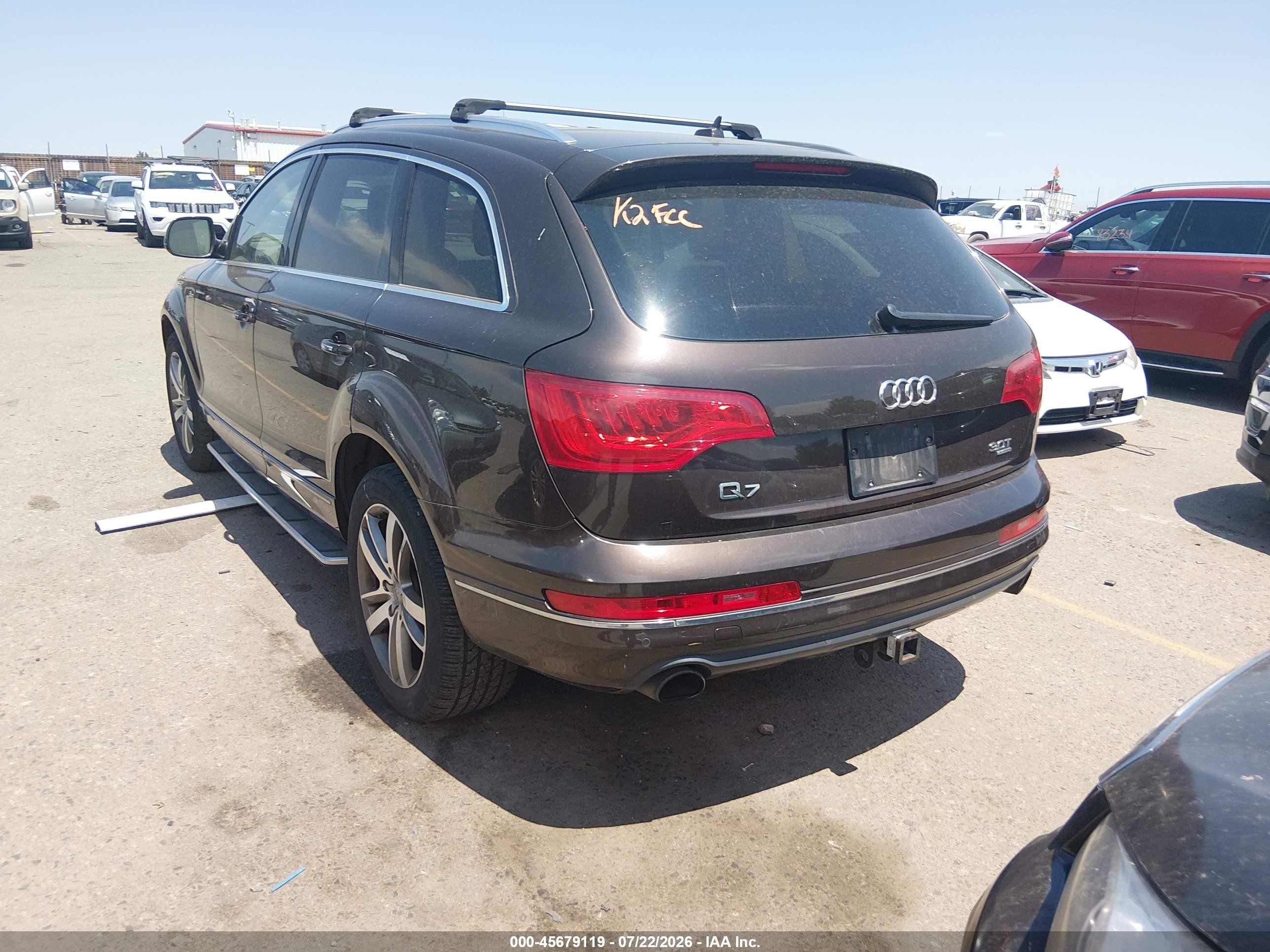 2015 Audi Q7 3.0t Premium Brown vin: WA1LGAFE6FD025028