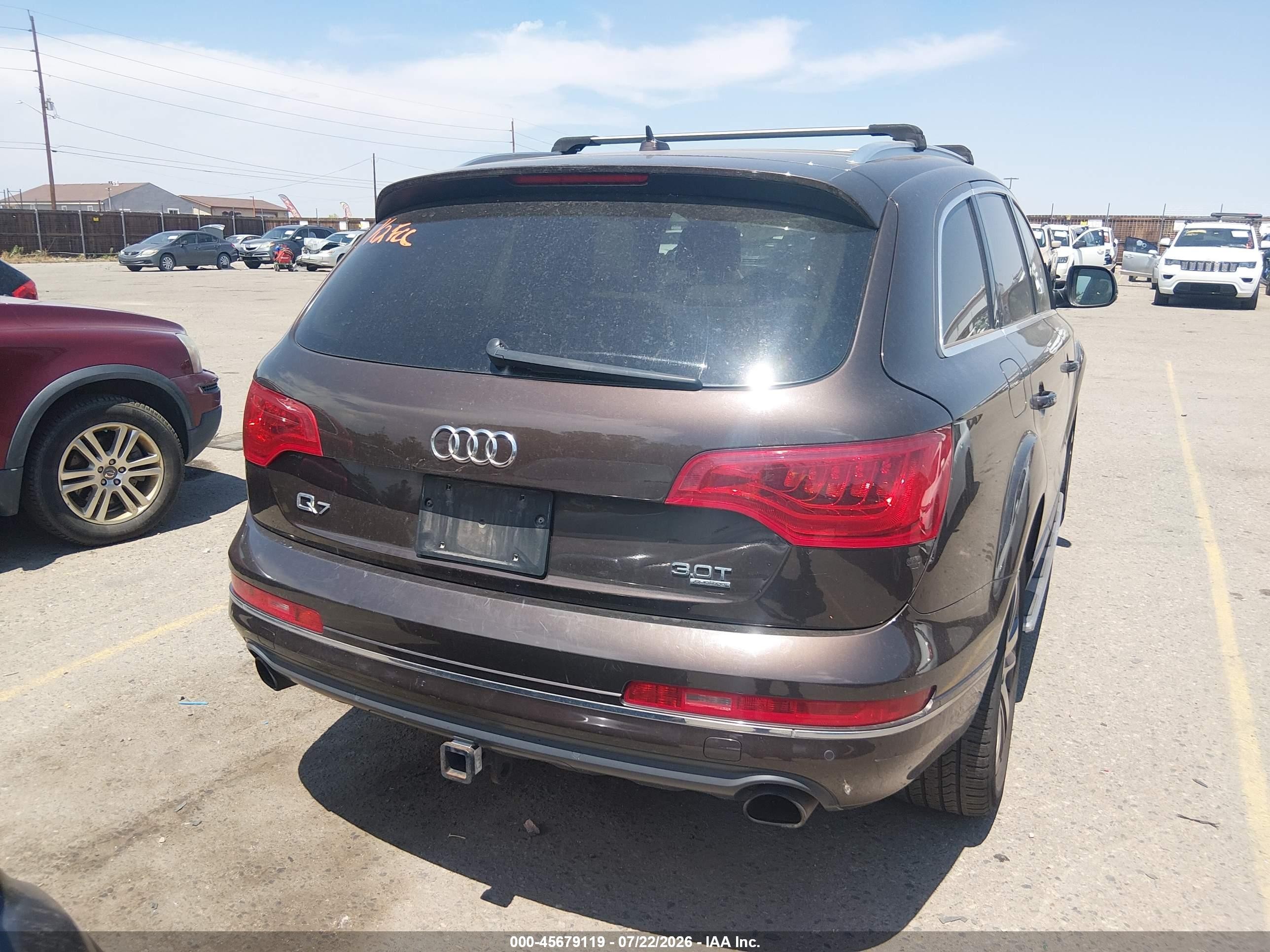 2015 Audi Q7 3.0t Premium Brown vin: WA1LGAFE6FD025028