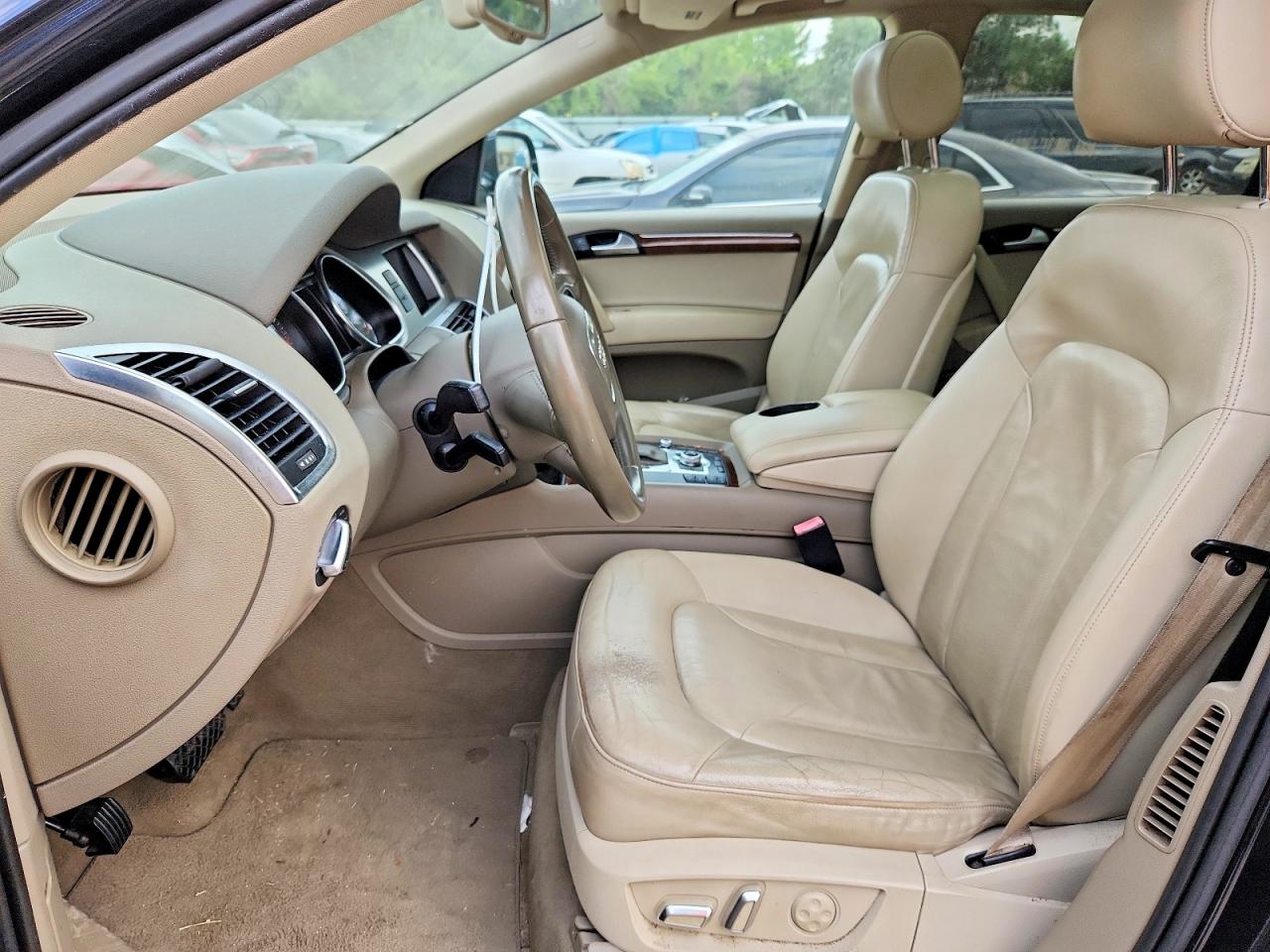 2011 Audi Q7 Premium Plus Blue vin: WA1LGAFE7BD007096