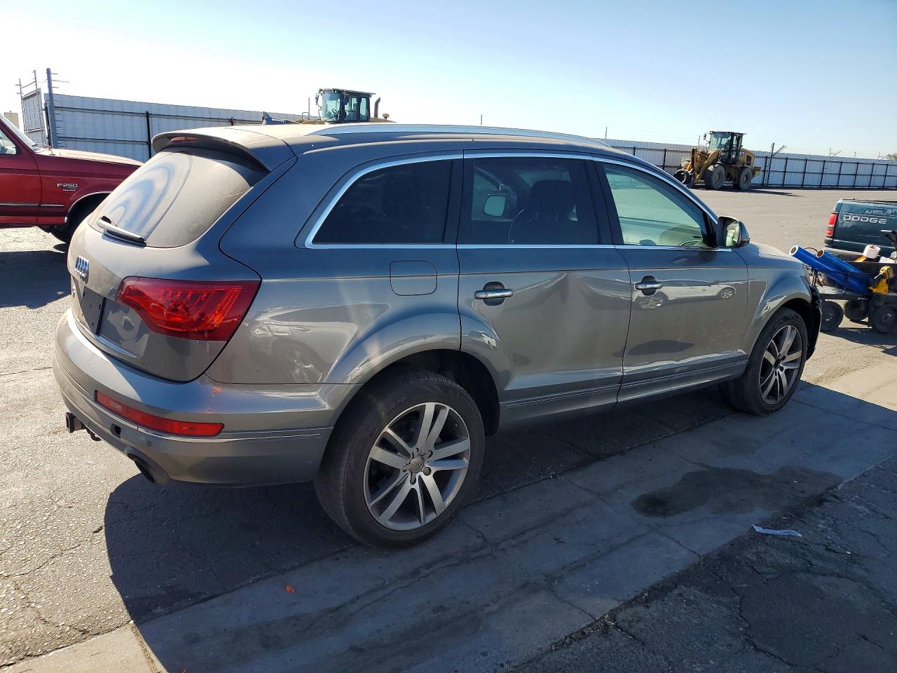 2012 Audi Q7 Premium Plus Gray vin: WA1LGAFE7CD004068
