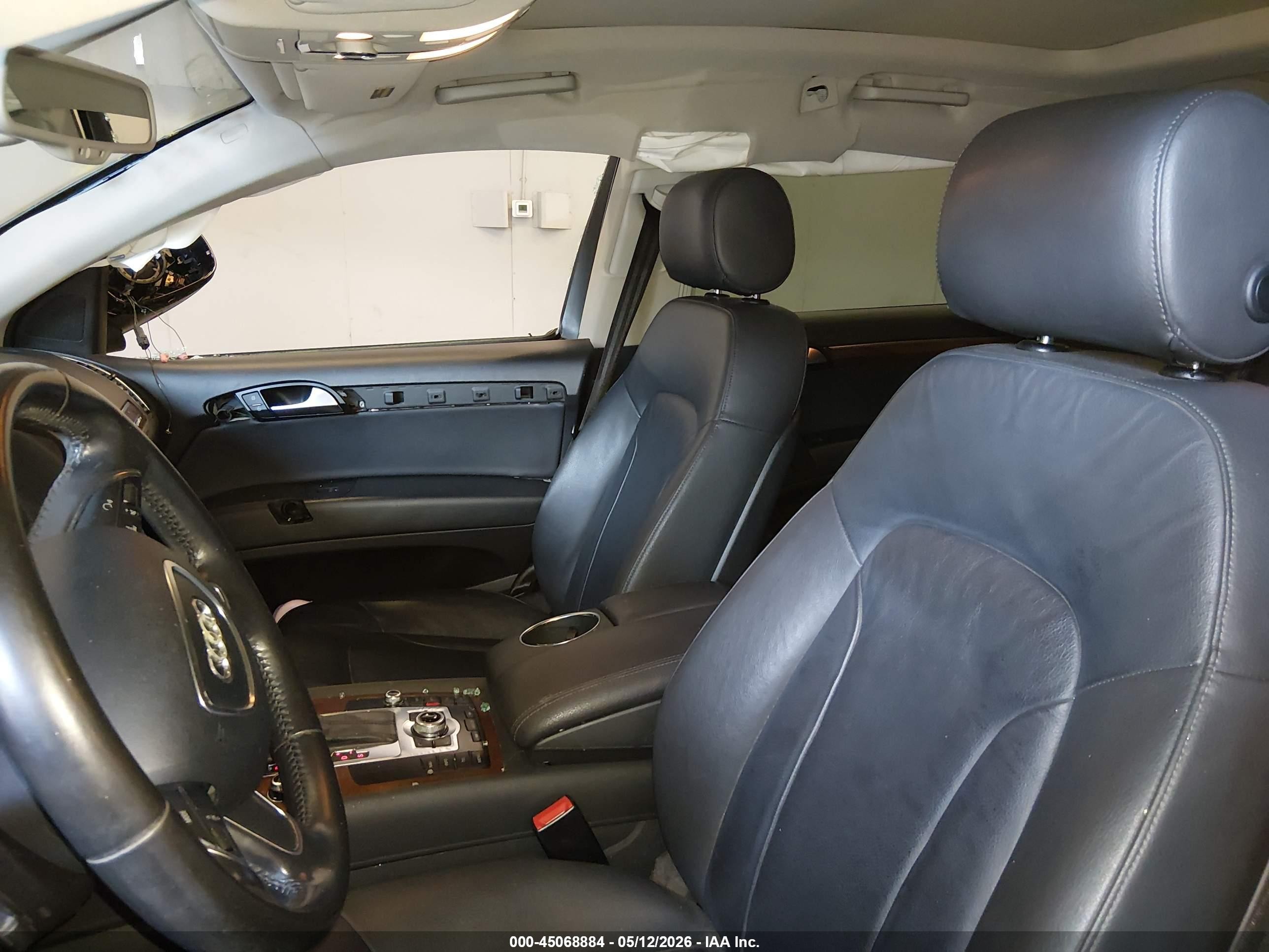 2013 Audi Q7 3.0t Premium Black vin: WA1LGAFE7DD001043