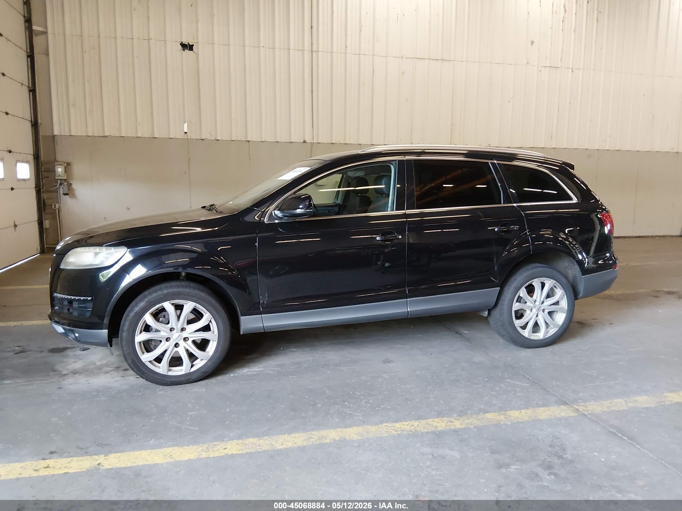 2013 Audi Q7 3.0t Premium Black vin: WA1LGAFE7DD001043