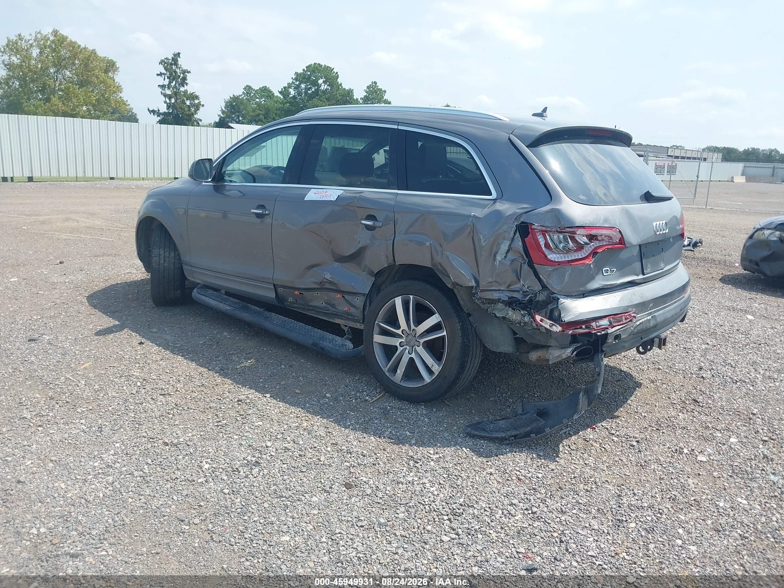 2013 Audi Q7 3.0t Premium Gray vin: WA1LGAFE7DD008655