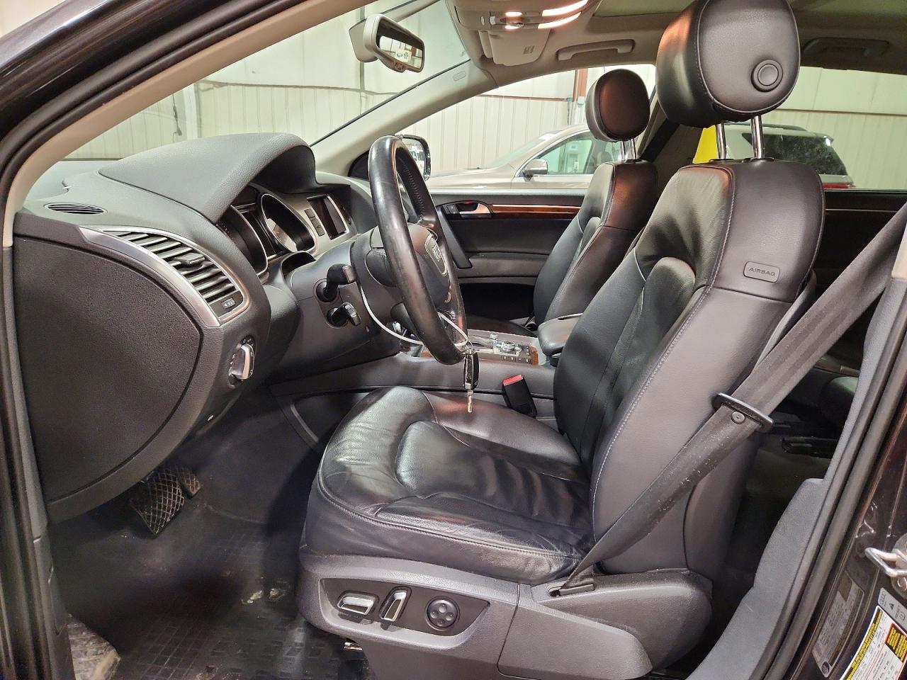 2013 Audi Q7 Premium Plus Gray vin: WA1LGAFE7DD008736