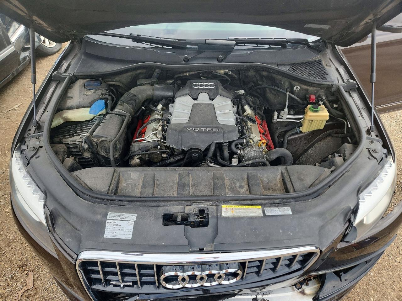 2015 Audi Q7 Premium Plus Brown vin: WA1LGAFE7FD010960