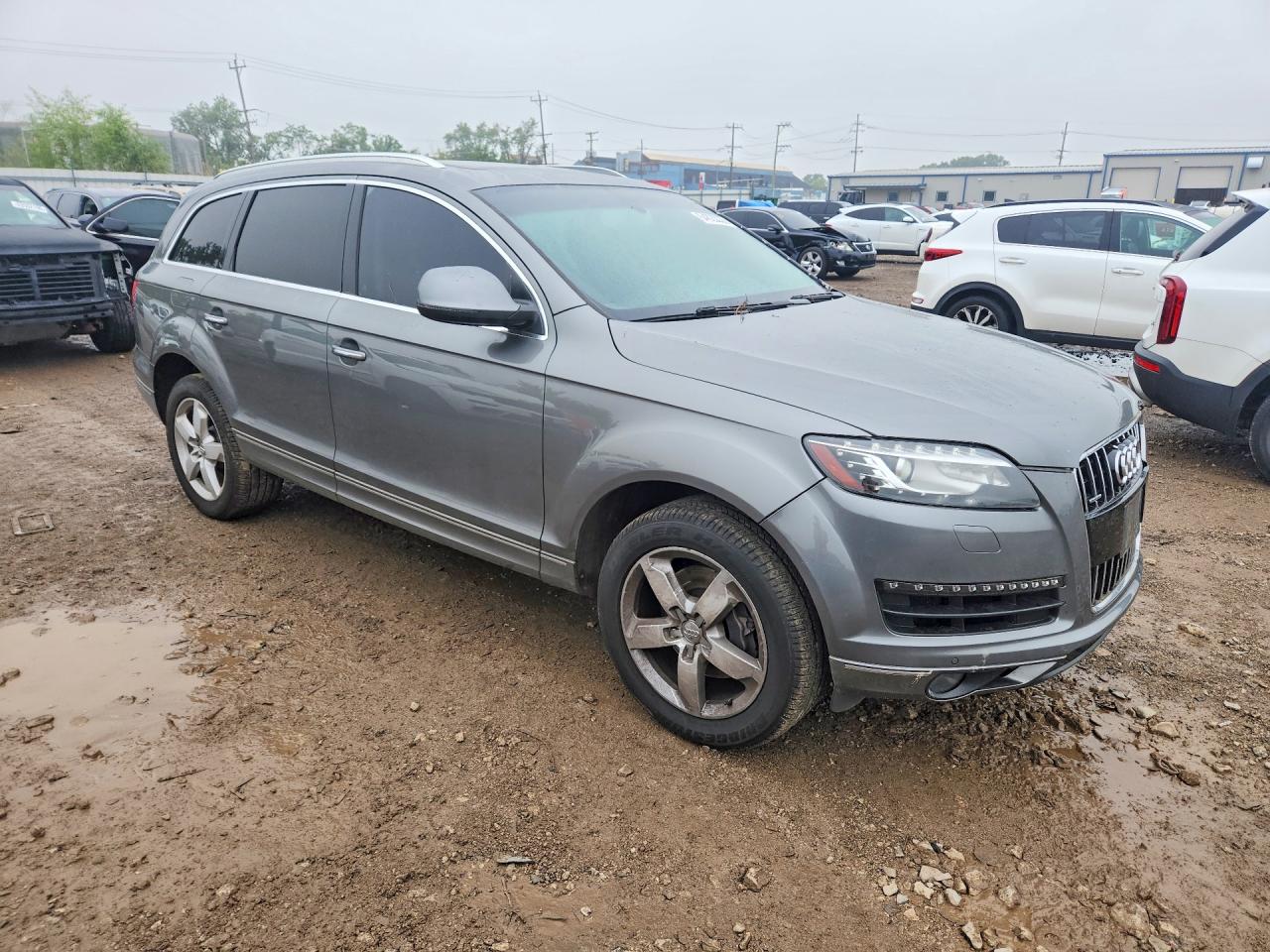 2015 Audi Q7 Premium Plus Серый vin: WA1LGAFE7FD012904