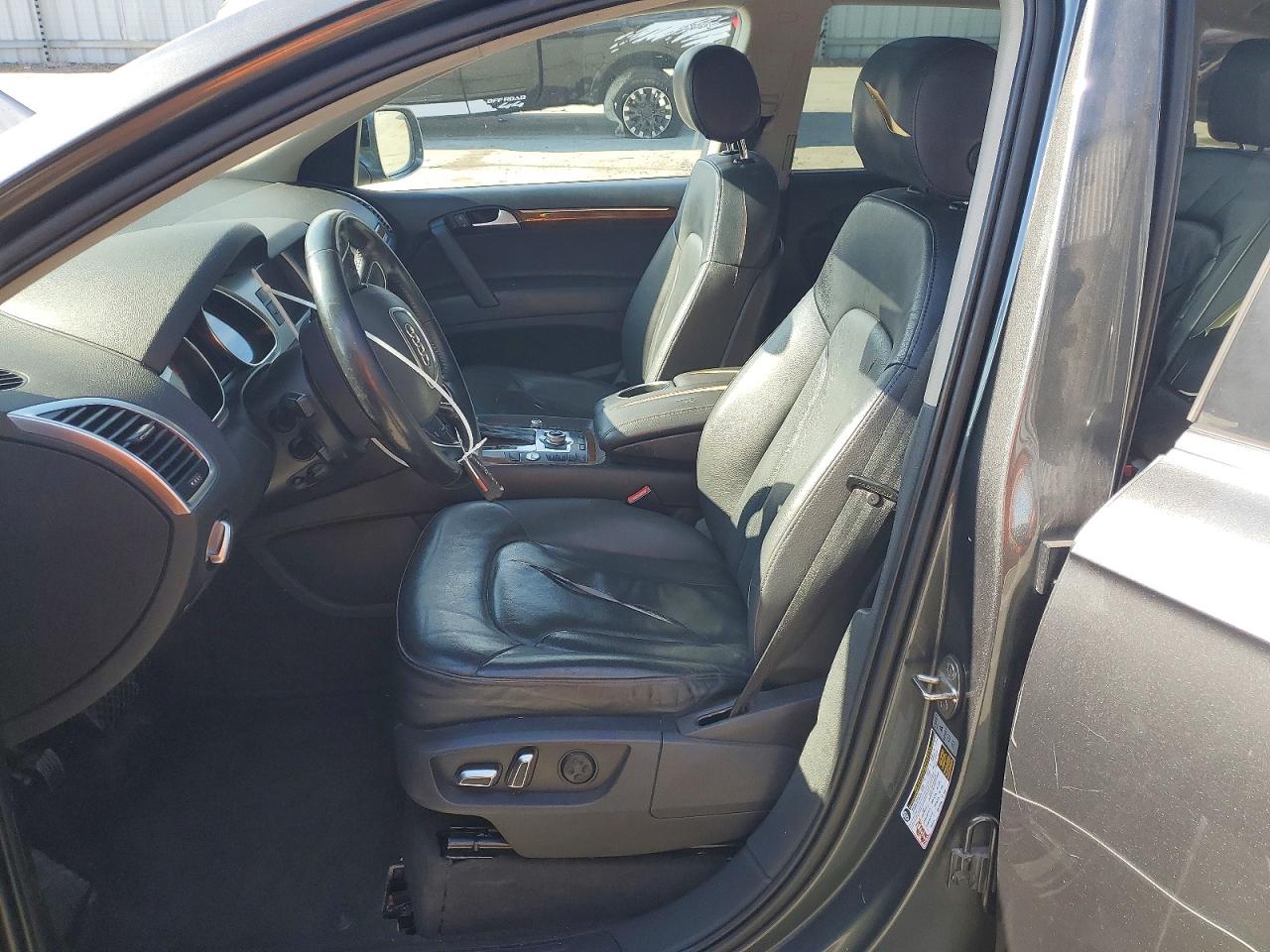 2015 Audi Q7 Premium Plus Gray vin: WA1LGAFE7FD022476