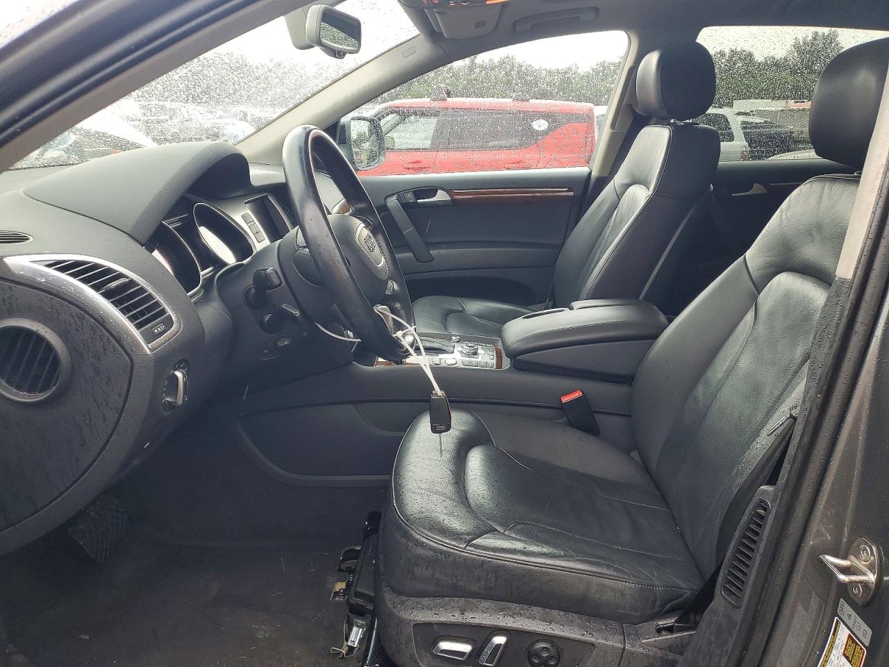 2015 Audi Q7 Premium Plus Gray vin: WA1LGAFE7FD031131