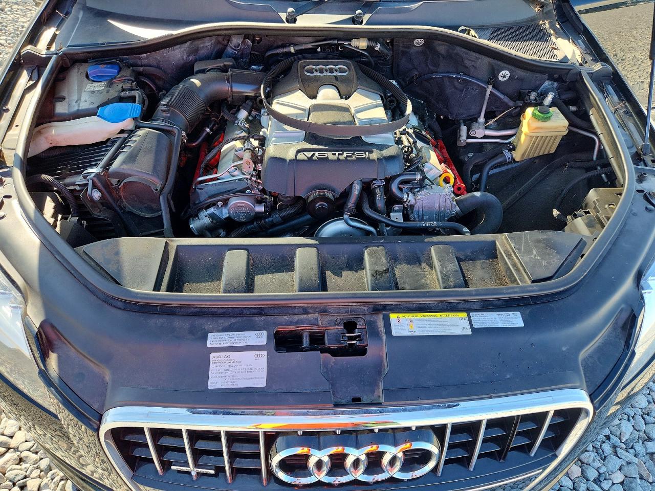 2015 Audi Q7 Premium Plus Черный vin: WA1LGAFE7FD033185