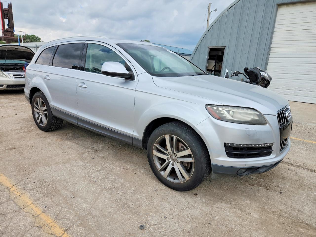 2011 Audi Q7 Premium Plus Silver vin: WA1LGAFE8BD003929