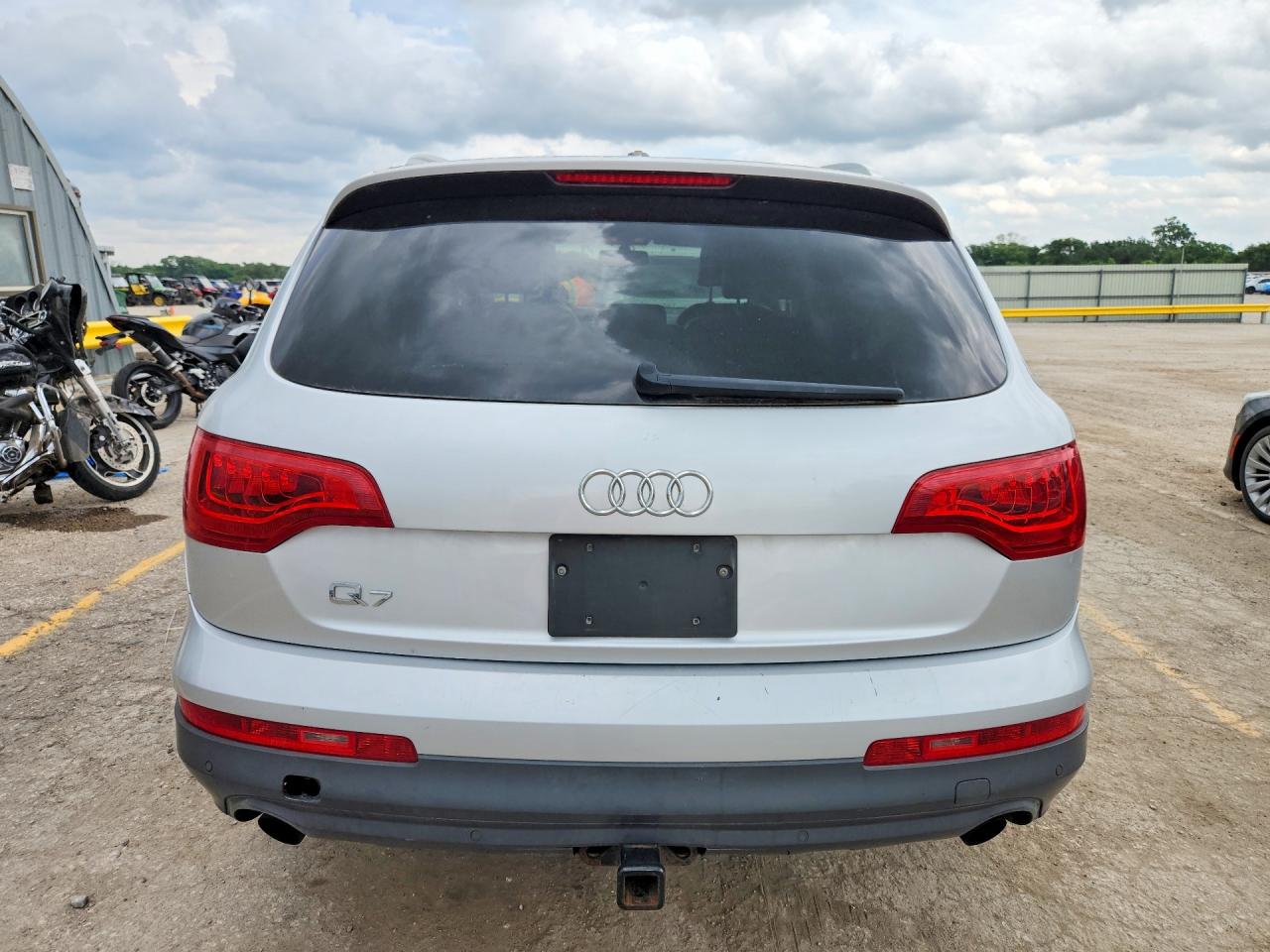 2011 Audi Q7 Premium Plus Silver vin: WA1LGAFE8BD003929