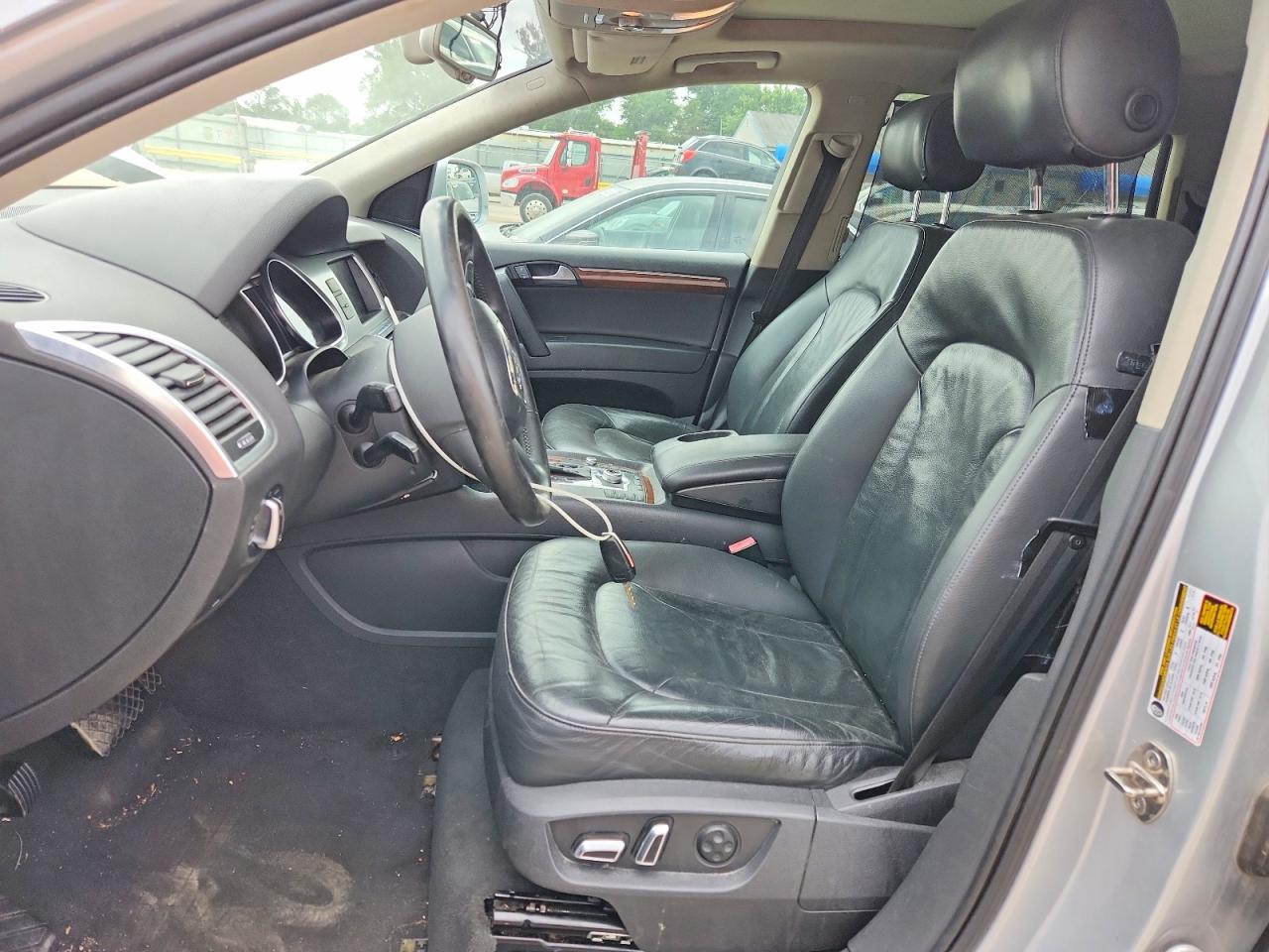 2011 Audi Q7 Premium Plus Silver vin: WA1LGAFE8BD003929