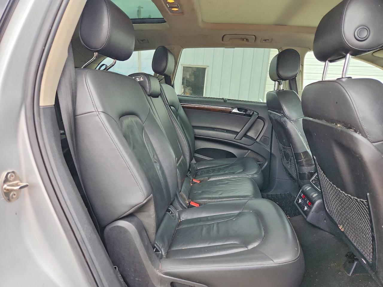 2011 Audi Q7 Premium Plus Silver vin: WA1LGAFE8BD003929