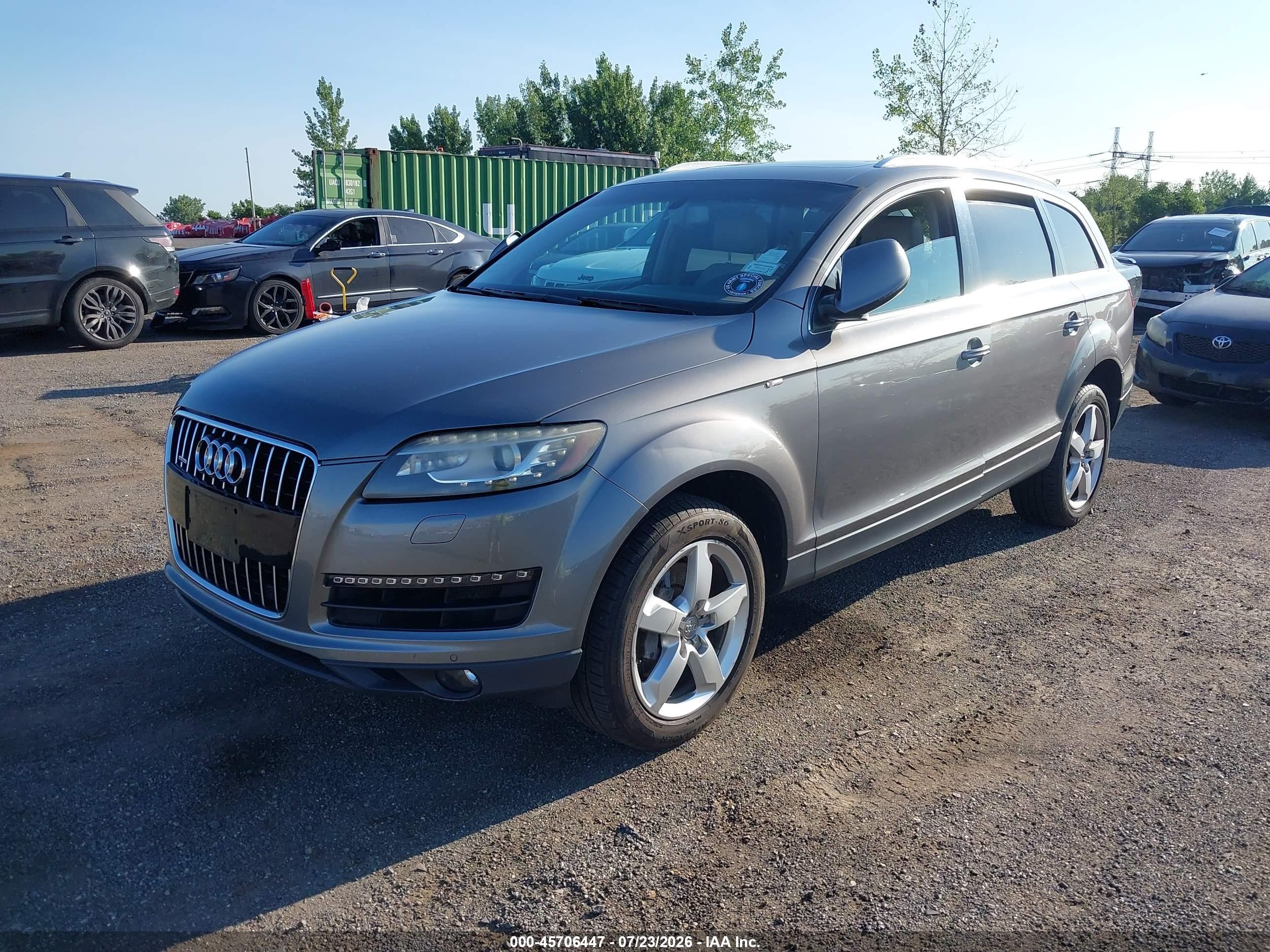 2012 Audi Q7 3.0t Premium Gray vin: WA1LGAFE8CD003902