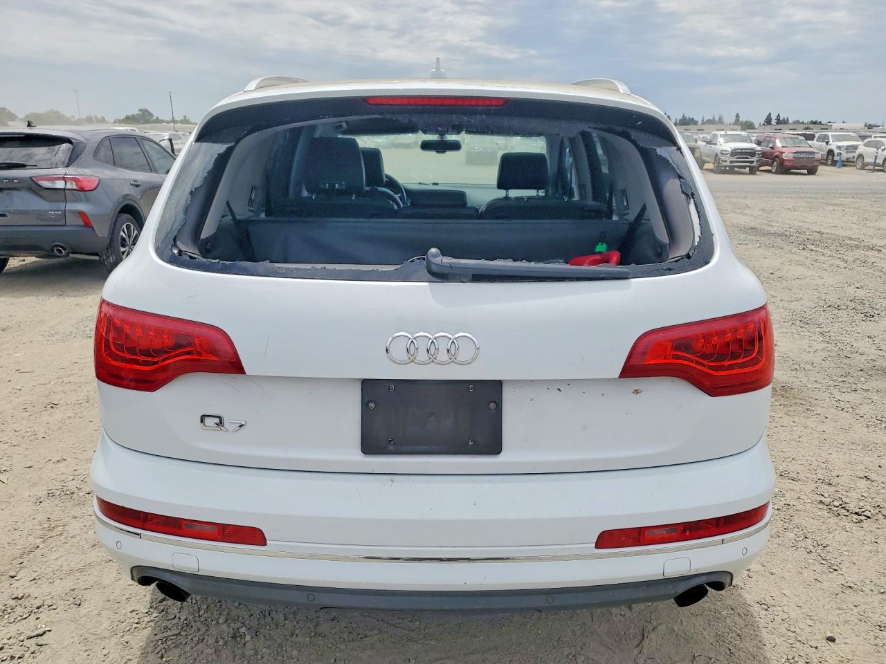 2012 Audi Q7 Premium Plus White vin: WA1LGAFE8CD005911
