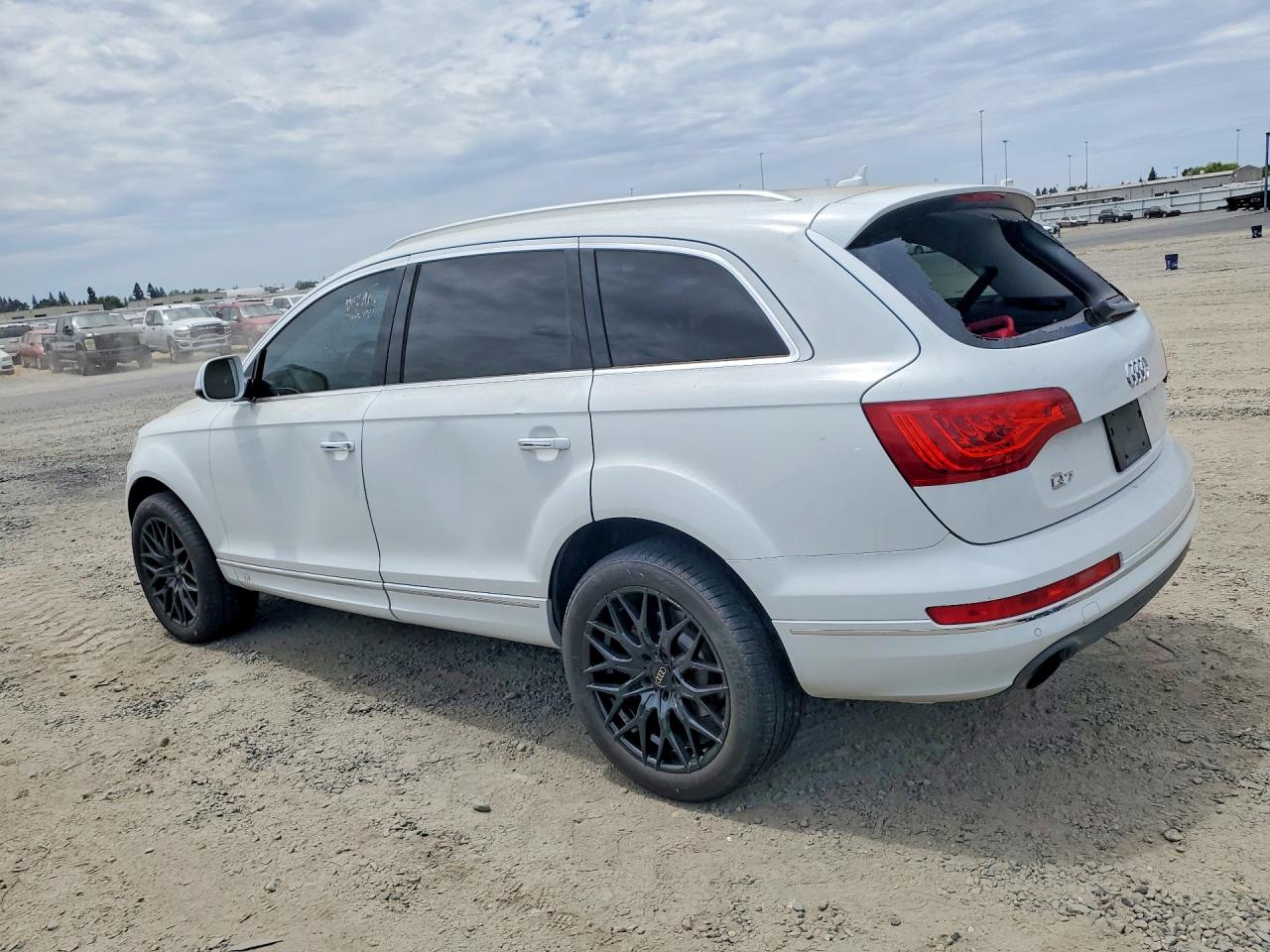 2012 Audi Q7 Premium Plus White vin: WA1LGAFE8CD005911