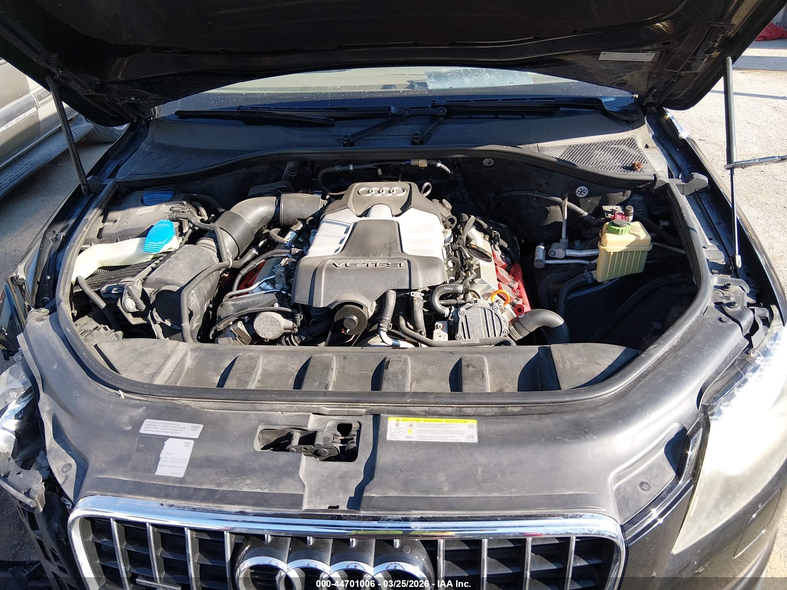 2013 Audi Q7 3.0t Premium Черный vin: WA1LGAFE8DD014450