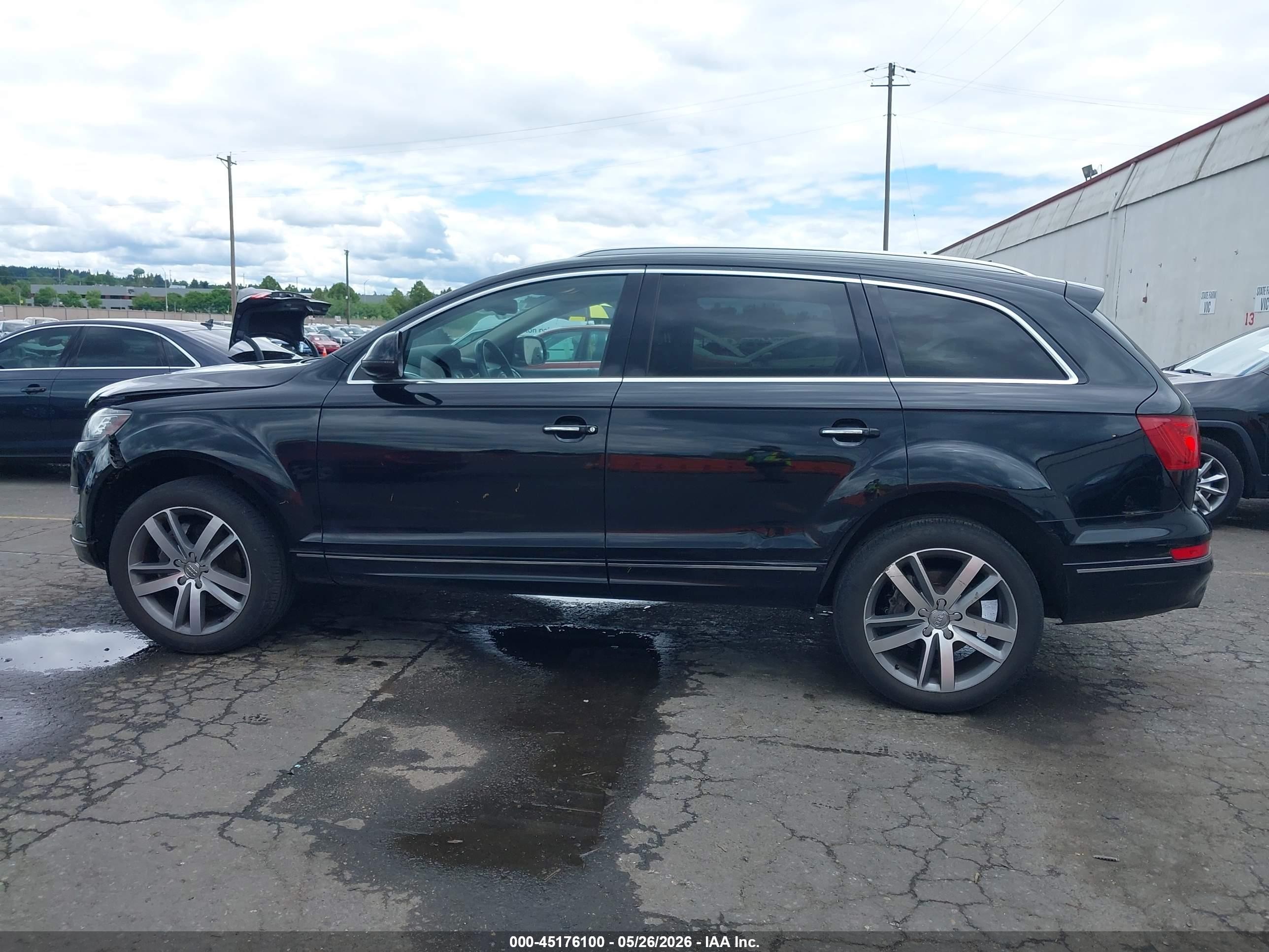 2014 Audi Q7 3.0t Premium Black vin: WA1LGAFE8ED006687