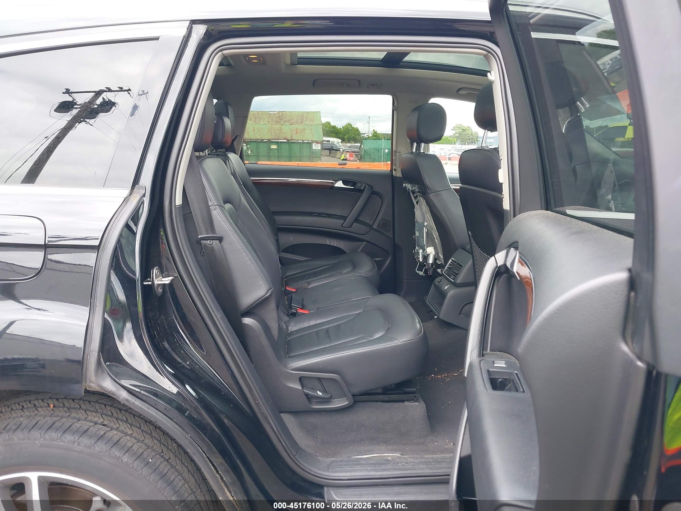 2014 Audi Q7 3.0t Premium Black vin: WA1LGAFE8ED006687