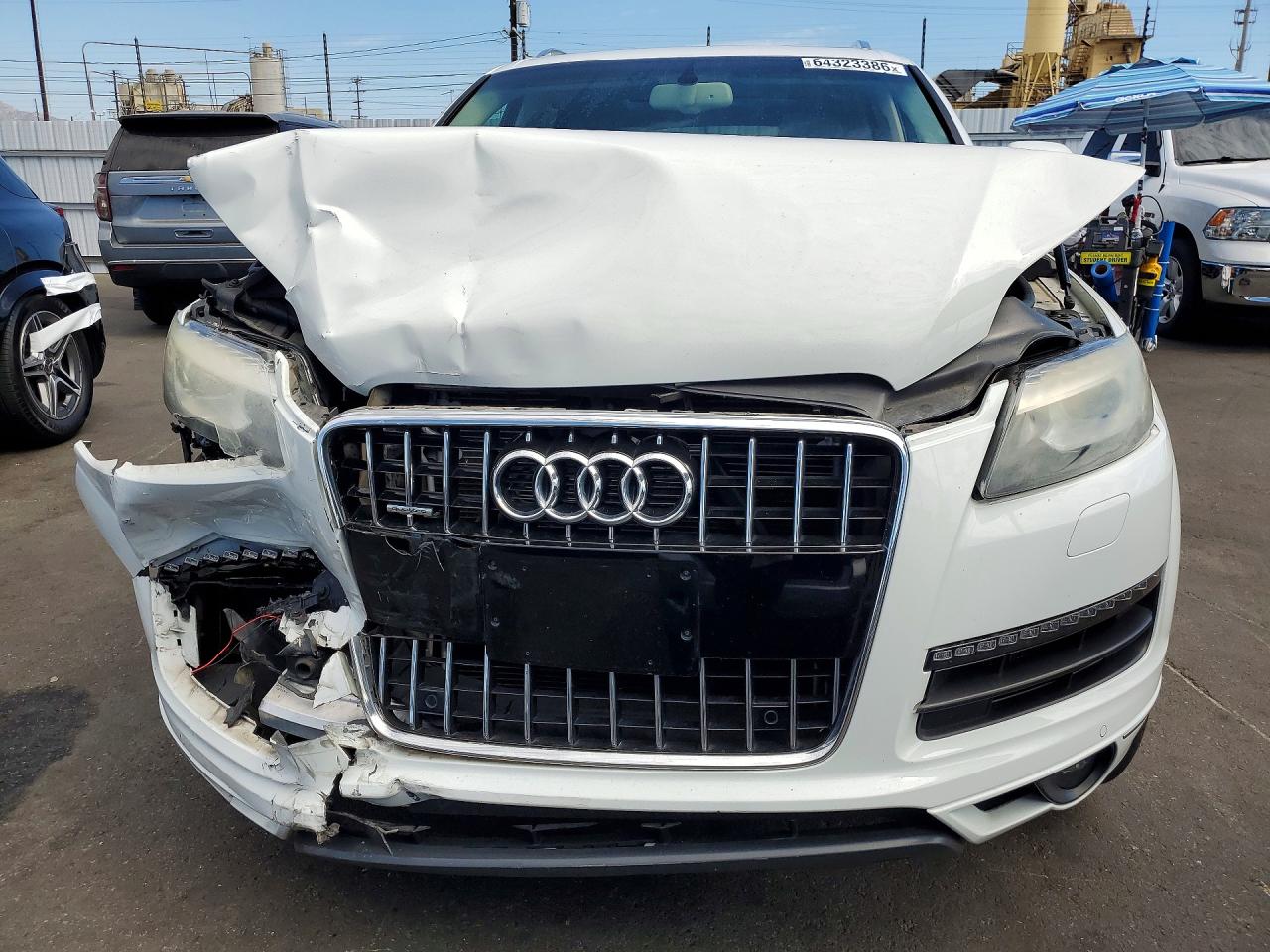 2014 Audi Q7 Premium Plus White vin: WA1LGAFE8ED016524