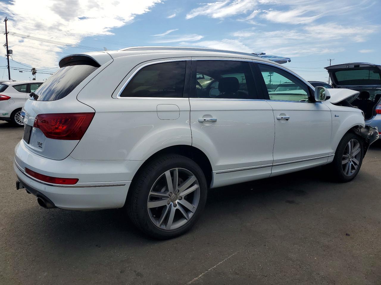 2014 Audi Q7 Premium Plus White vin: WA1LGAFE8ED016524