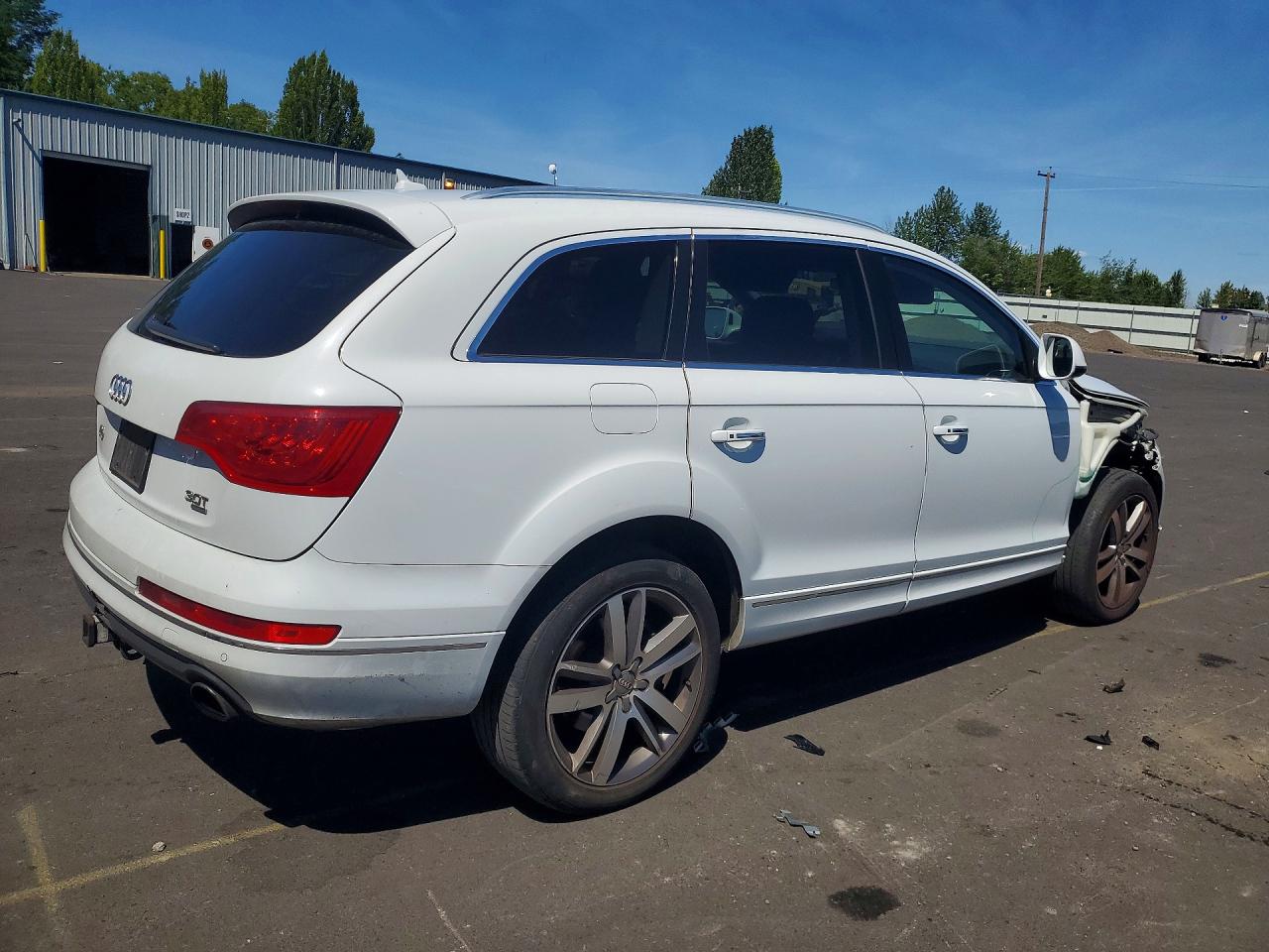 2014 Audi Q7 Premium Plus White vin: WA1LGAFE8ED020752