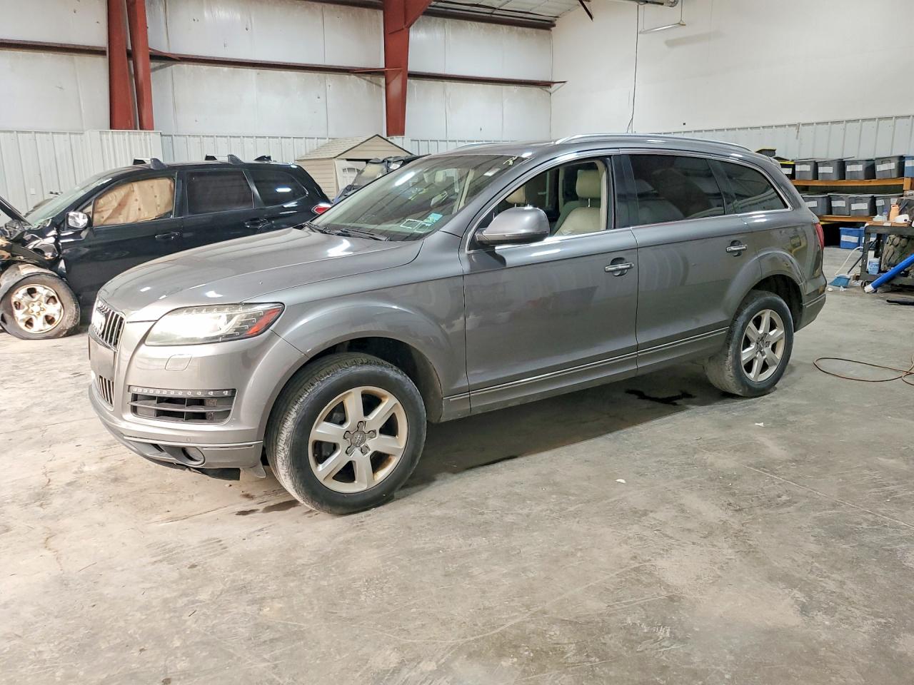 2015 Audi Q7 Premium Plus Gray vin: WA1LGAFE8FD004911