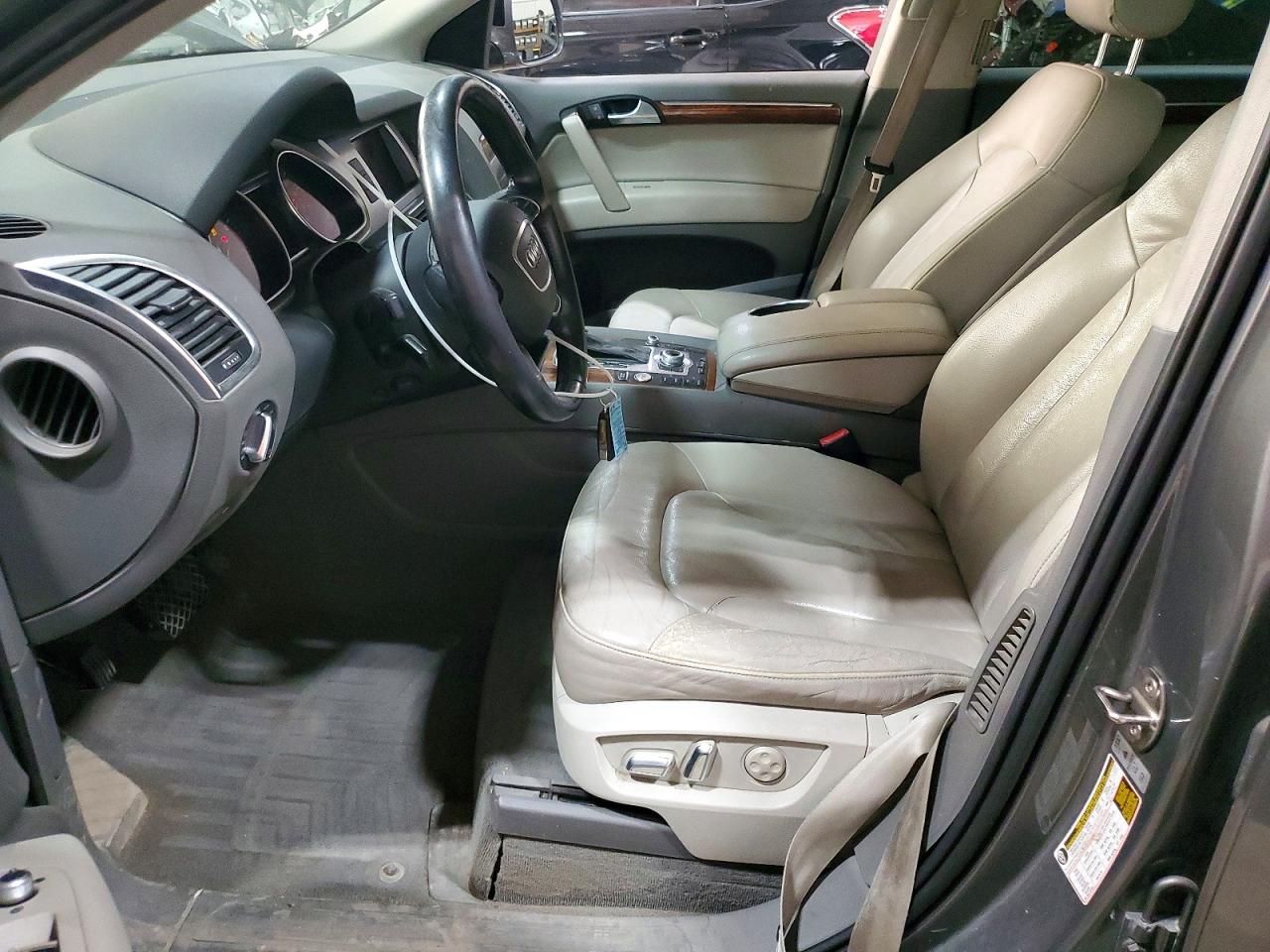 2015 Audi Q7 Premium Plus Gray vin: WA1LGAFE8FD004911
