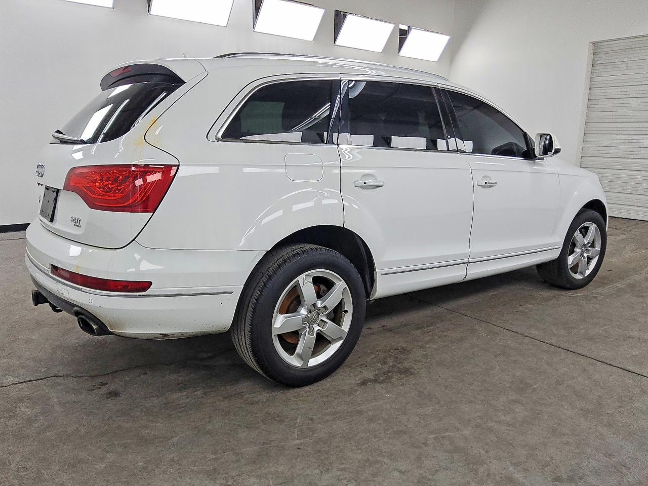 2015 Audi Q7 Premium Plus White vin: WA1LGAFE8FD020252