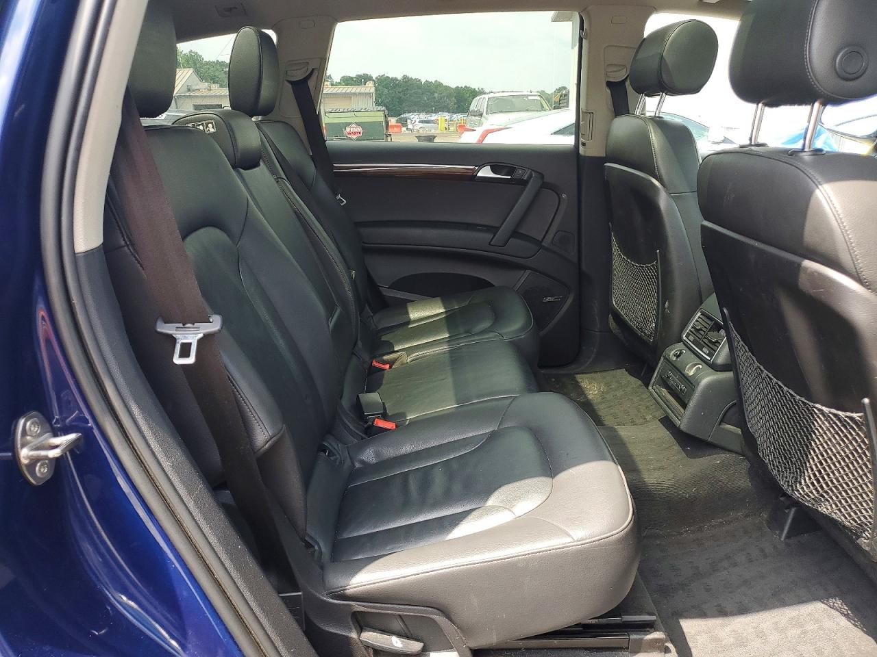 2015 Audi Q7 Premium Plus Синий vin: WA1LGAFE8FD025256