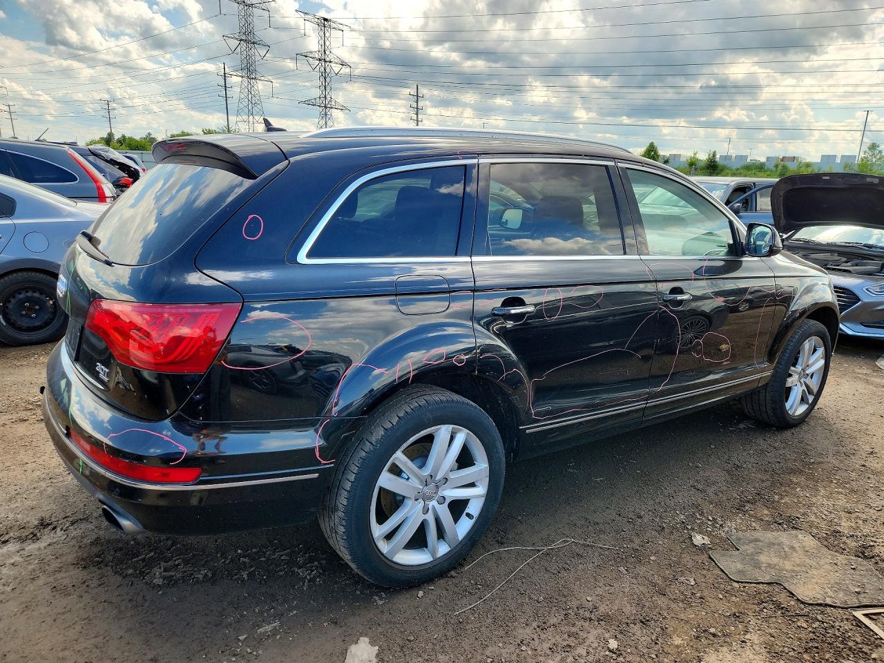 2015 Audi Q7 Premium Plus Черный vin: WA1LGAFE8FD031056