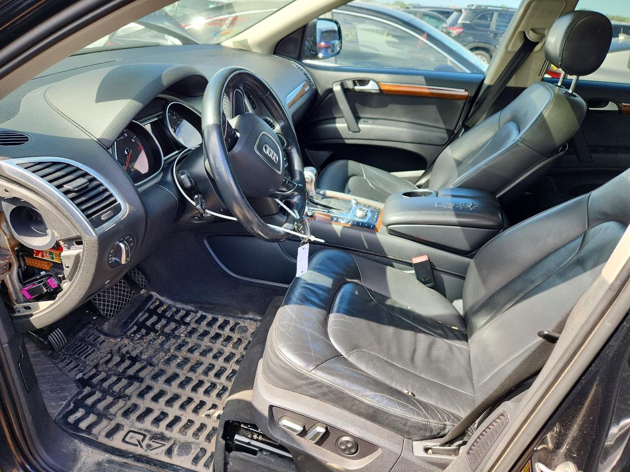 2015 Audi Q7 Premium Plus Черный vin: WA1LGAFE8FD031056